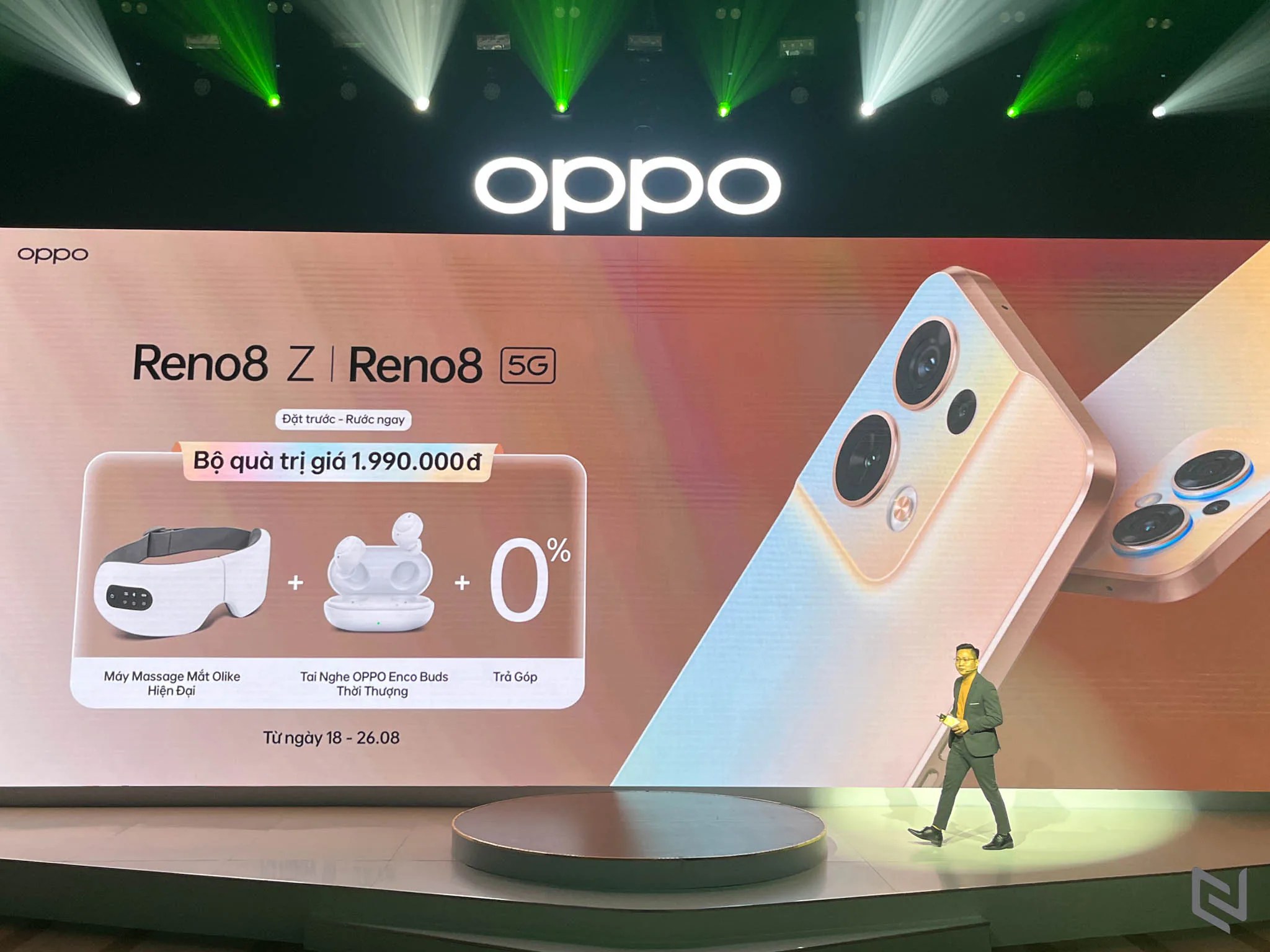 OPPO chính thức mở bán Reno8 series - Giữ vững vị thế dẫn đầu phân khúc cận cao cấp