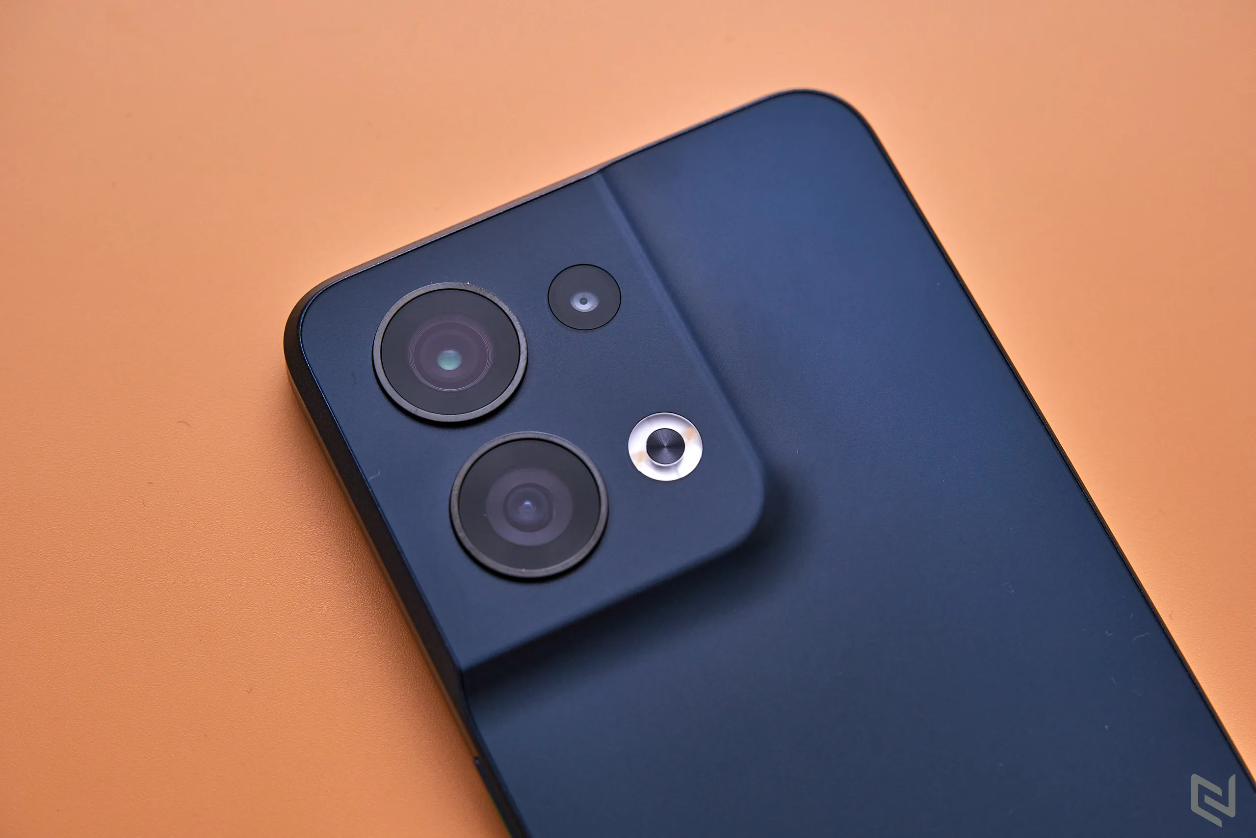 Mở hộp Reno8 Series - Thiết kế mới cùng hàng loạt tính năng thời thượng giúp OPPO ghi điểm tuyệt đối với người dùng trẻ