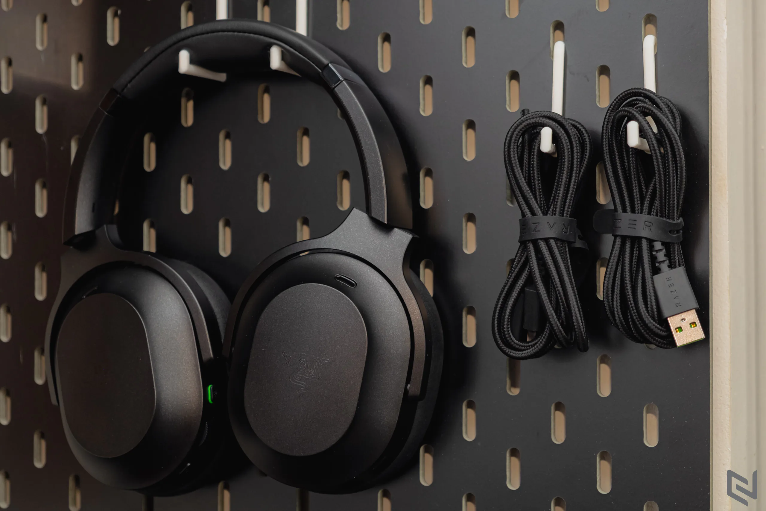 Đánh giá tai nghe gaming Razer Barracuda Pro: Chất âm trung hòa, kết nối ấn tượng và phù hợp nhiều hơn không chỉ game thủ