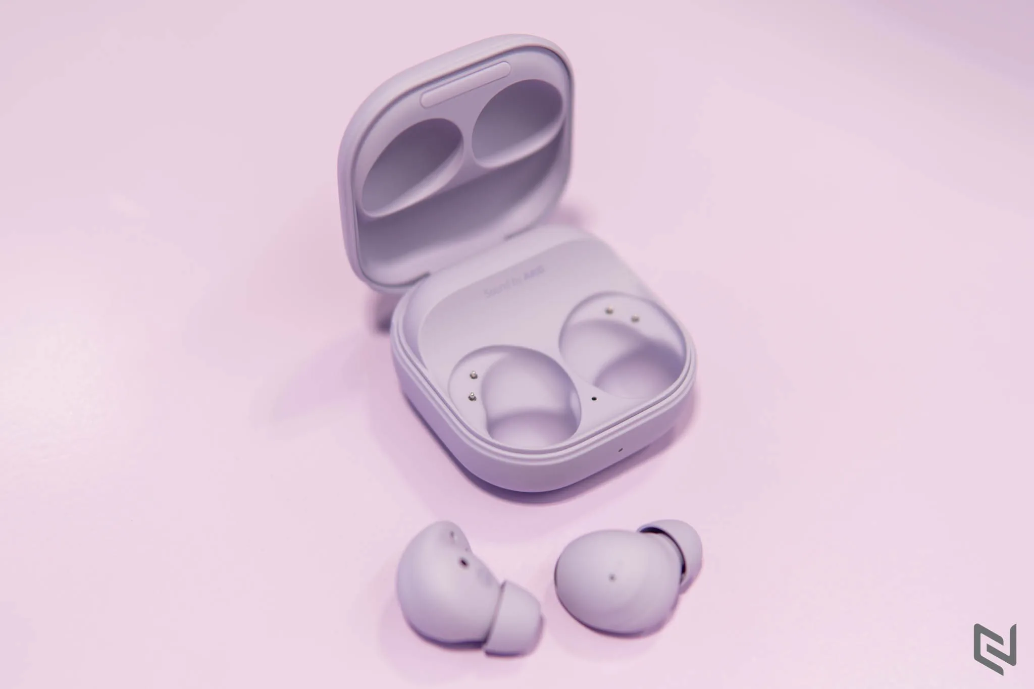 Galaxy Buds2 Pro ra mắt: Nhỏ gọn hơn, thông minh hơn