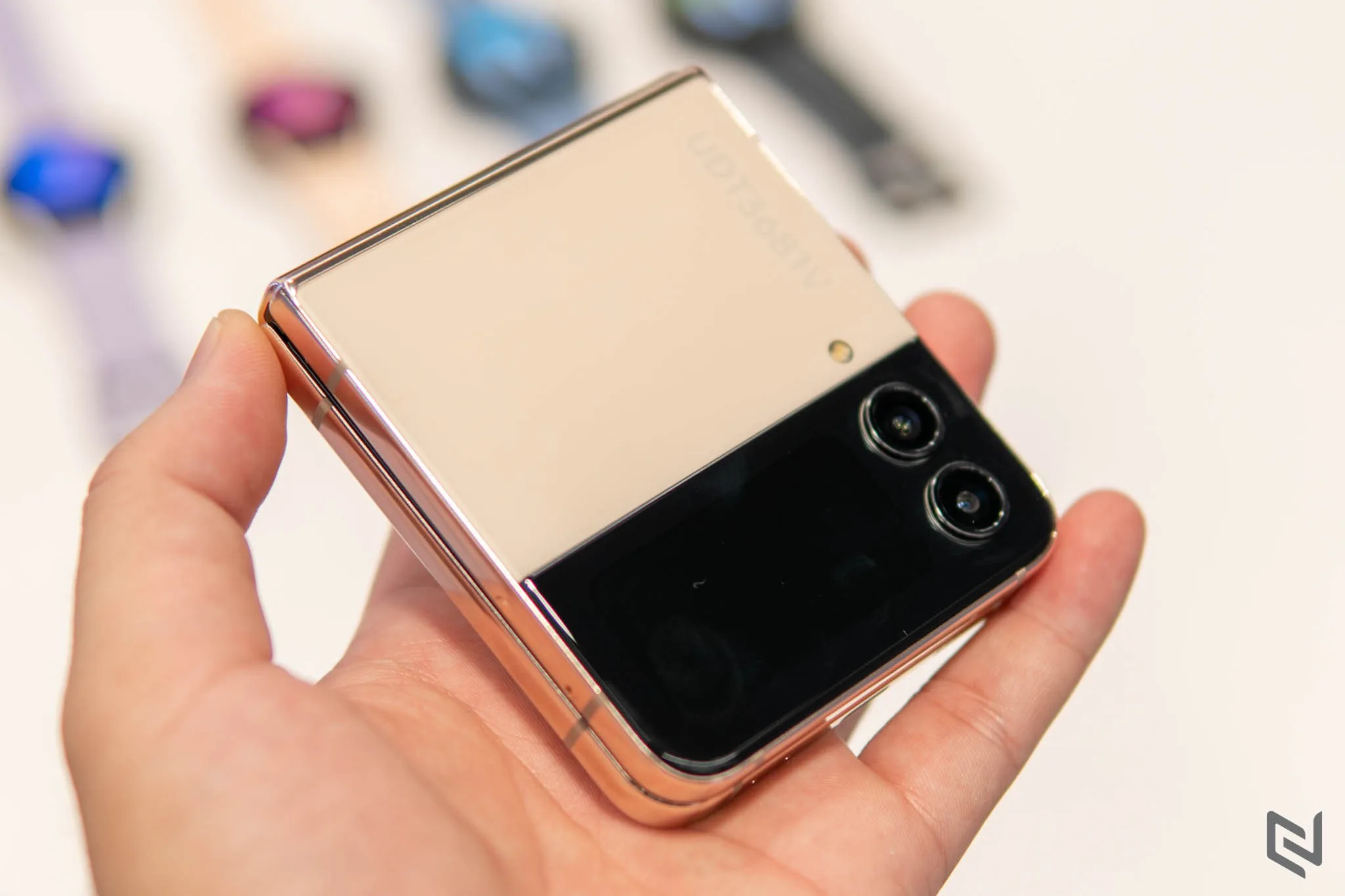 Trên tay Galaxy Z Fold4 và Galaxy Z Flip4, Galaxy Watch5 Series và tai nghe Galaxy Buds 2 Pro mới