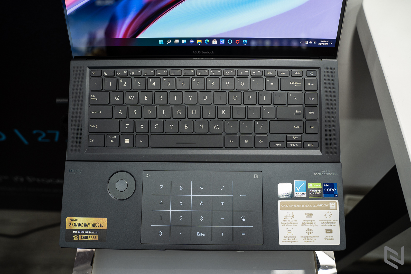 Trên tay laptop Zenbook Pro 16X OLED với thiết kế AAS Ultra đột phá, tản nhiệt hiệu quả với cấu hình mạnh mẽ cho những nhà sáng tạo nội dung