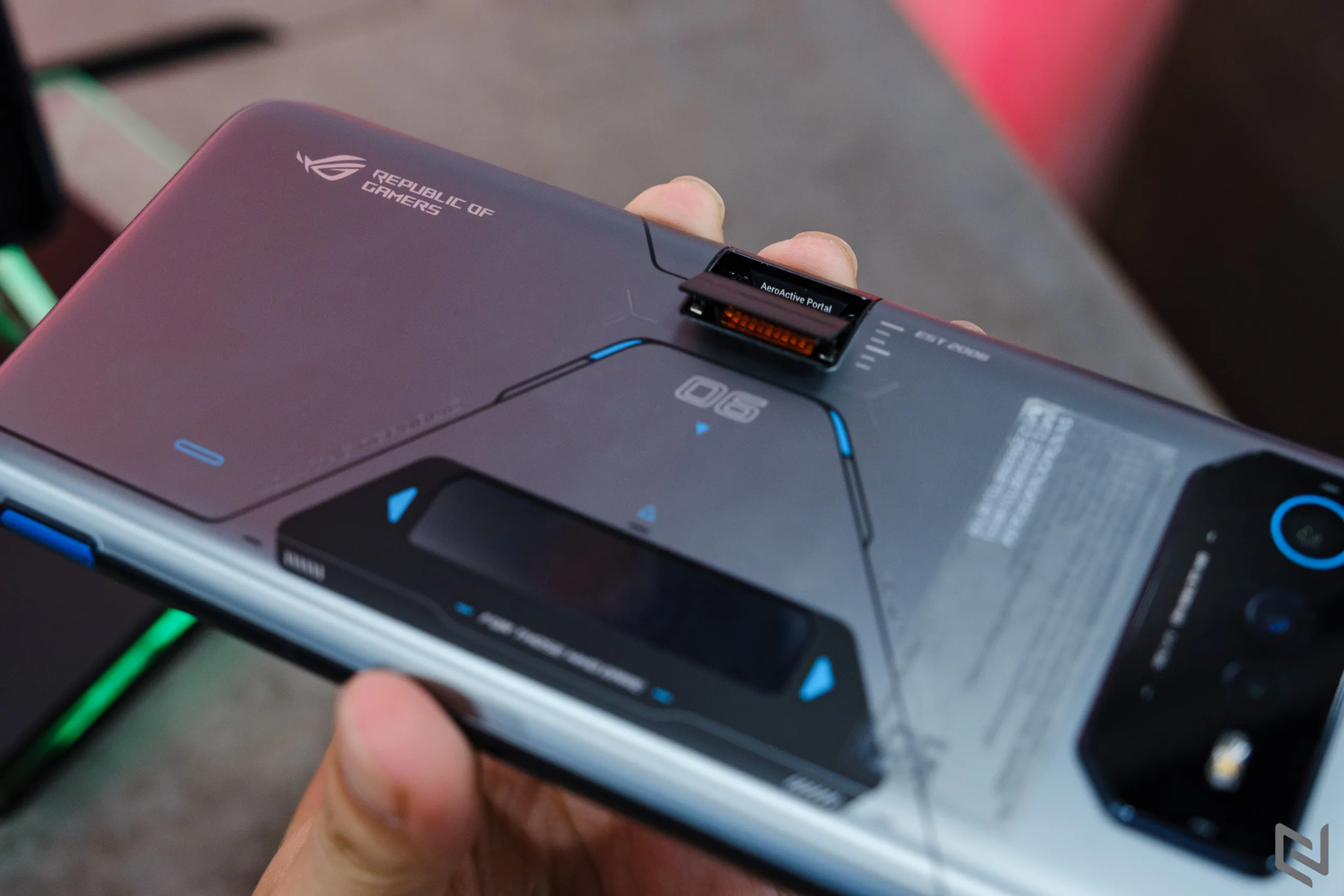 Trên tay bộ đôi gaming phone ROG Phone 6D và 6D Ultimate, sức mạnh vượt trội từ Dimensity 9000+