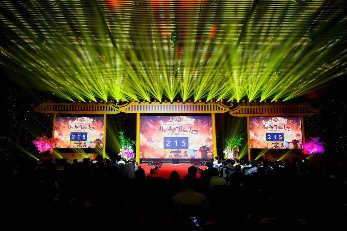 Hàng trăm game thủ Tân Thiên Long Mobile - VNG săn 500 triệu đồng quà thưởng tại Đại Hội Thiên Long 2022