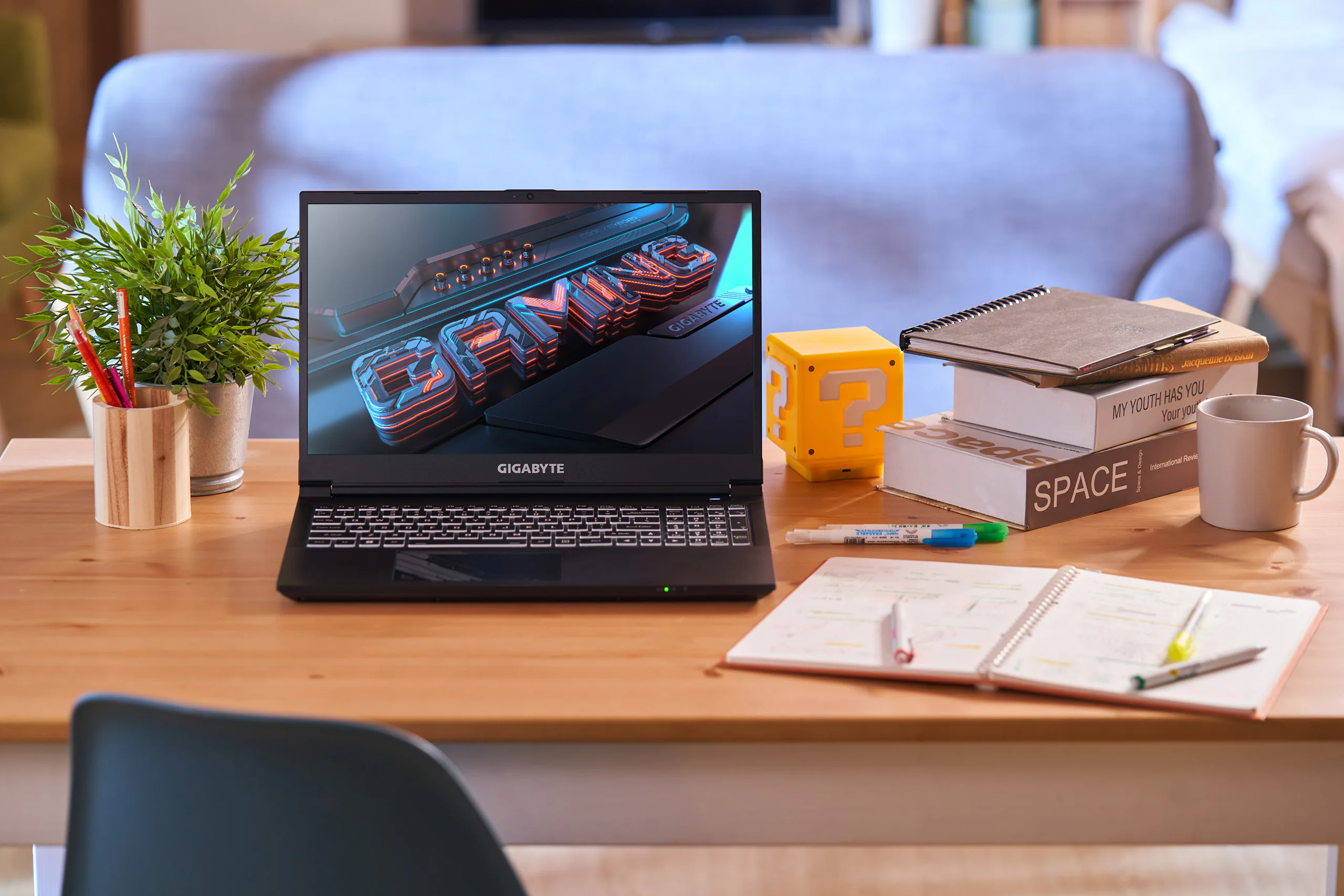 GIGABYTE ra mắt máy tính xách tay gaming G5 & G7 thiết kế mới, đậm chất chơi