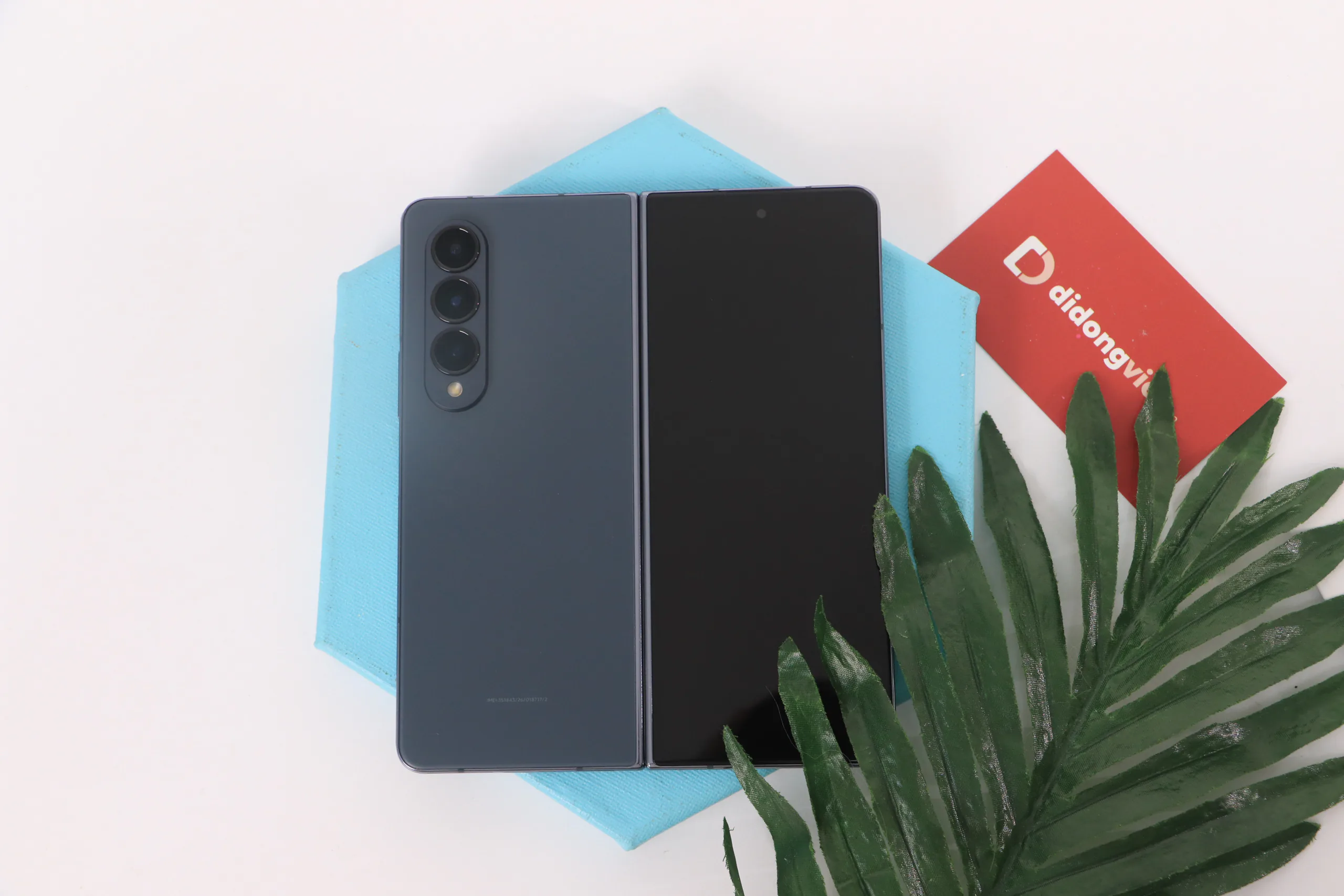 Sau hơn 1 tháng ra mắt, Galaxy Z Fold4/Flip4 giảm gần 10 triệu đồng, lên đời chỉ bù từ 2.99 triệu đồng