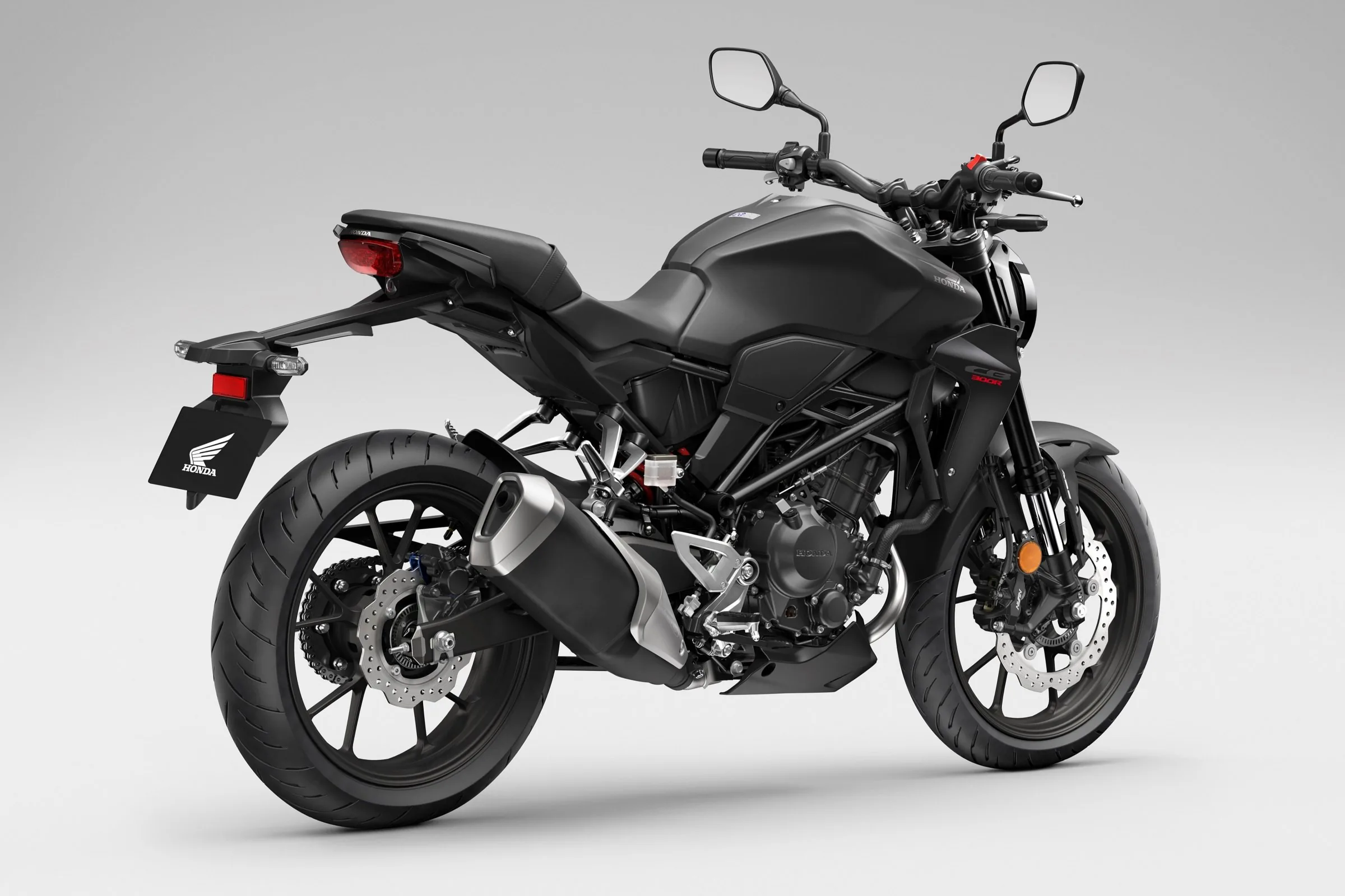 Honda CB300R 2023 ra mắt với các nâng cấp trang bị và giá thành hợp lý