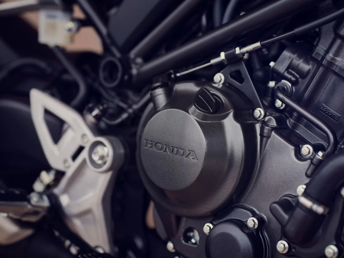 Honda CB300R 2023 ra mắt với các nâng cấp trang bị và giá thành hợp lý