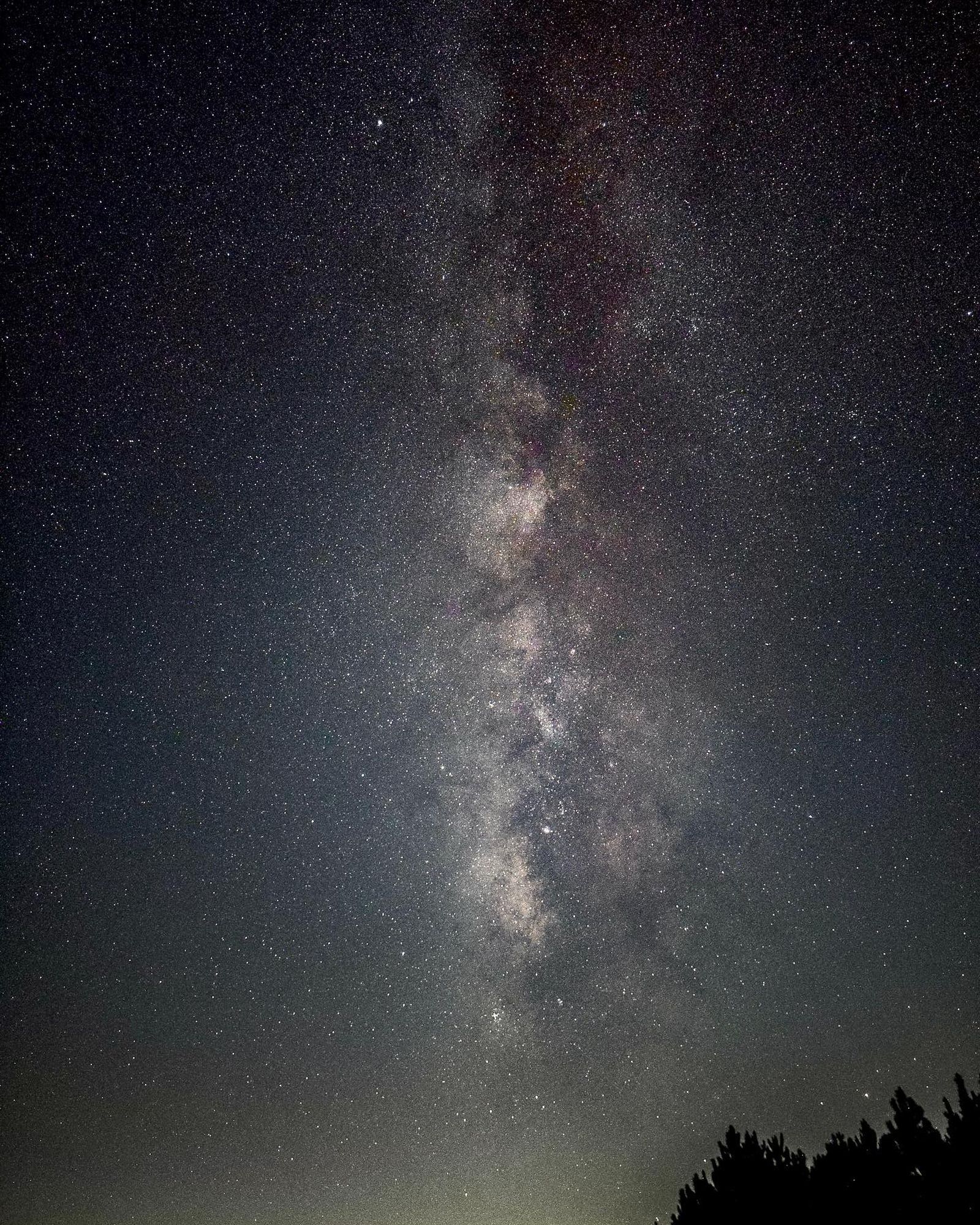 Ảnh Milky Way ấn tượng được chụp bằng iPhone 14 Pro