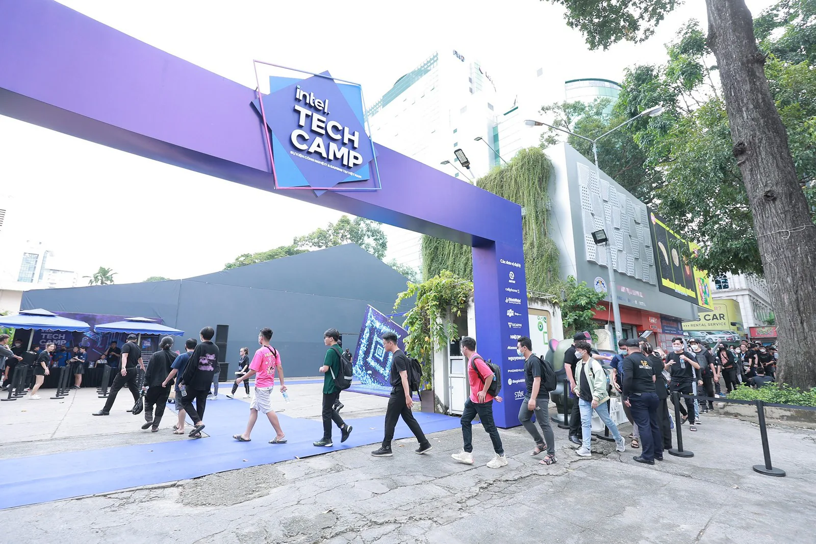 Intel chính thức khai mạc triển lãm IT và gaming INTEL TECH CAMP đầu tiên tại Việt Nam