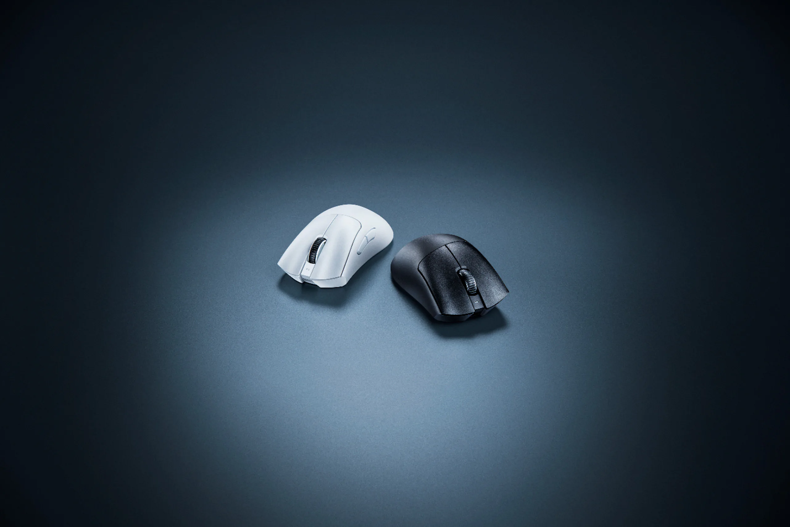 Razer DeathAdder V3 Pro ra mắt với cảm biến quang học Razer Focus Pro 30K, siêu nhẹ 63g