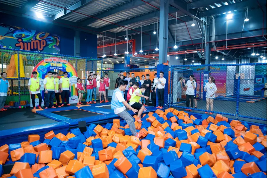 Nhìn lại sinh nhật realme 4 tuổi: Ngày hội tri ân Fanfest hoành tráng, realme Watch 3 vượt 1000 pre-order và ưu đãi đến 30% trên Lazada từ 9/9