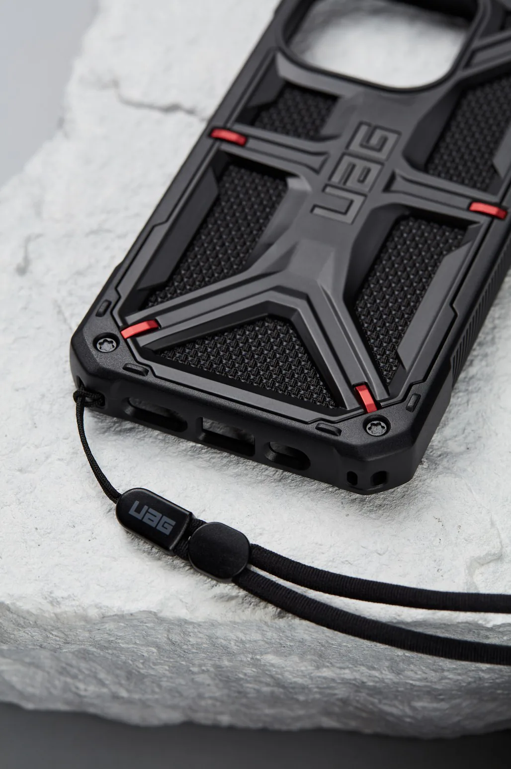 UAG giới thiệu loạt ốp lưng UAG cho iPhone 14 mới có khả năng chống chịu tốt khi rơi ở độ cao hơn 7m