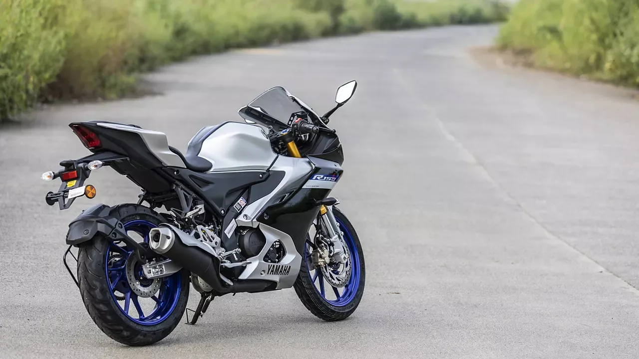 Yamaha R15 V4 có giá bán dự kiến 78 triệu khi về Việt Nam