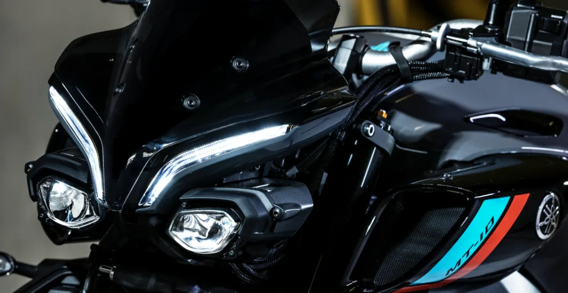 Bộ đôi Yamaha MT-10 và MT-10 SP 2022 sẽ ra mắt tại Việt Nam vào 18/9 tới