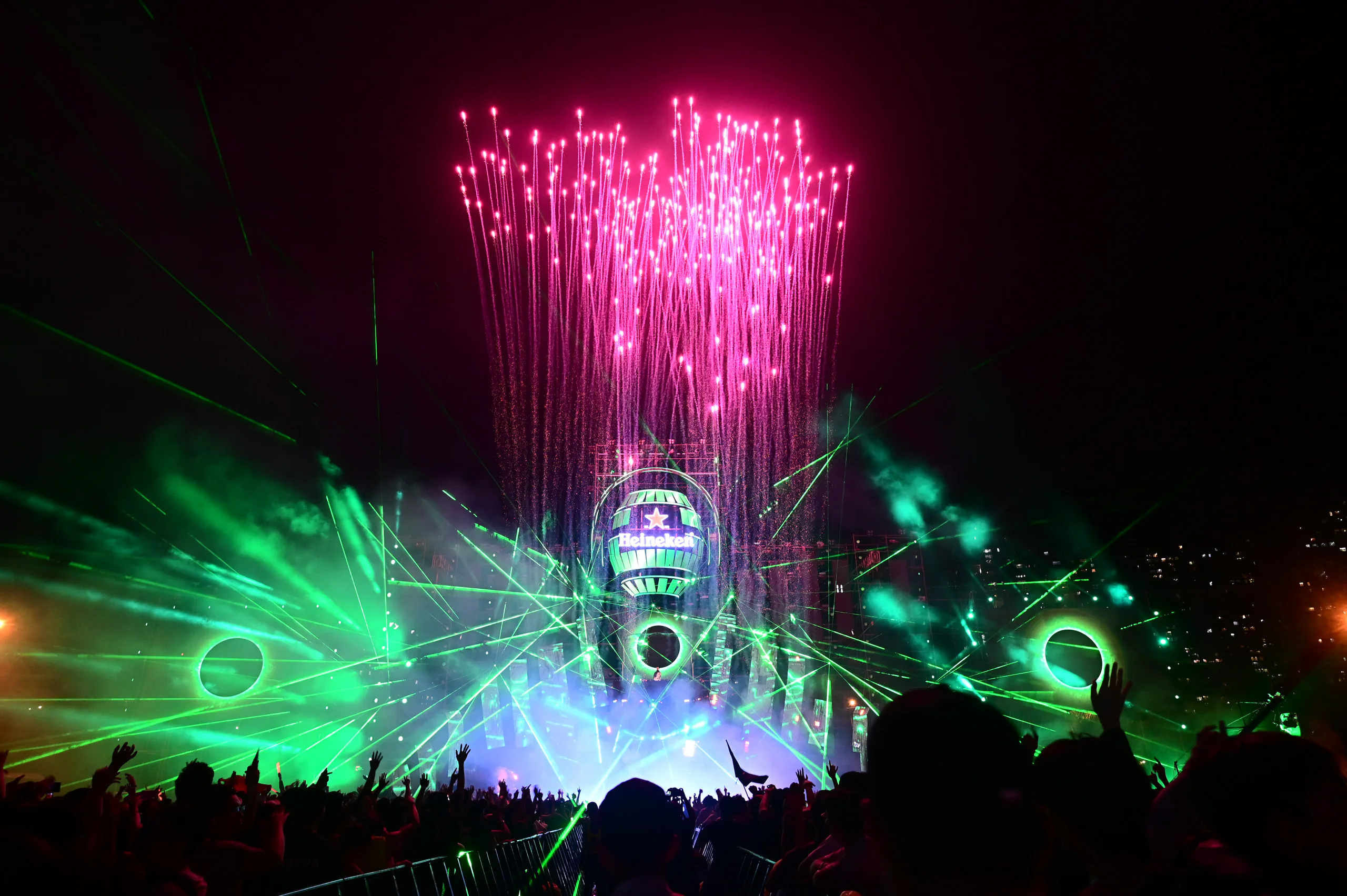 HEINEKEN REFRESH YOUR MUSIC - Đại nhạc hội EDM và khinh khí cầu tầm cỡ quốc tế