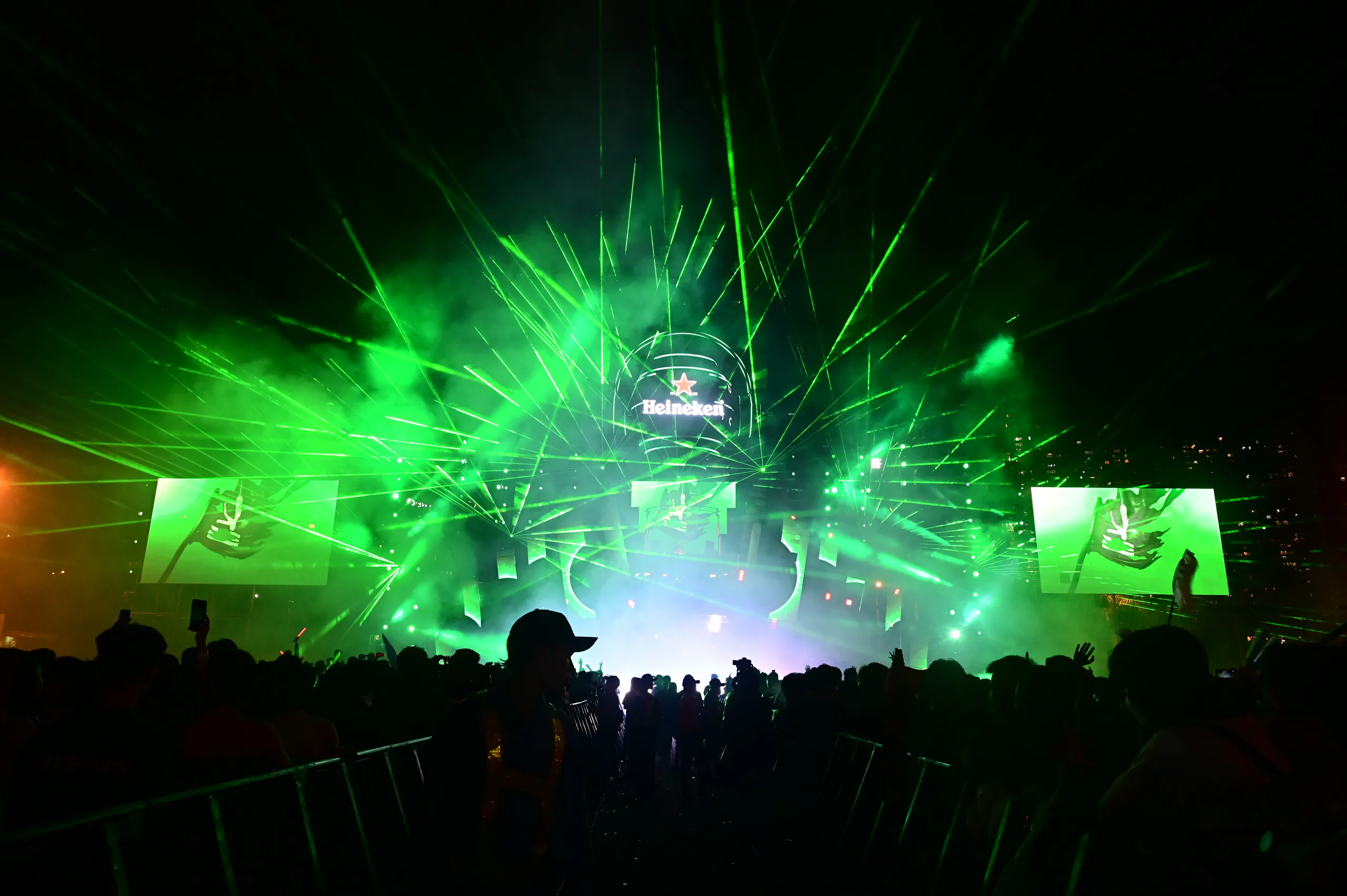 HEINEKEN REFRESH YOUR MUSIC - Đại nhạc hội EDM và khinh khí cầu tầm cỡ quốc tế