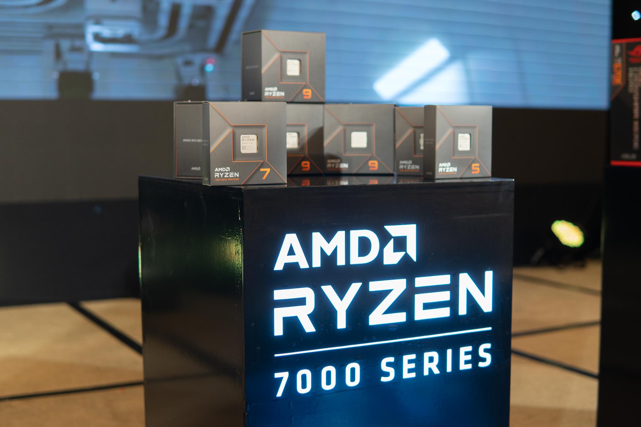 AMD ra mắt bộ xử lý máy tính để bàn dòng Ryzen™ 7000 với kiến trúc Zen 4: Nhân xử lý nhanh nhất dành cho Gaming