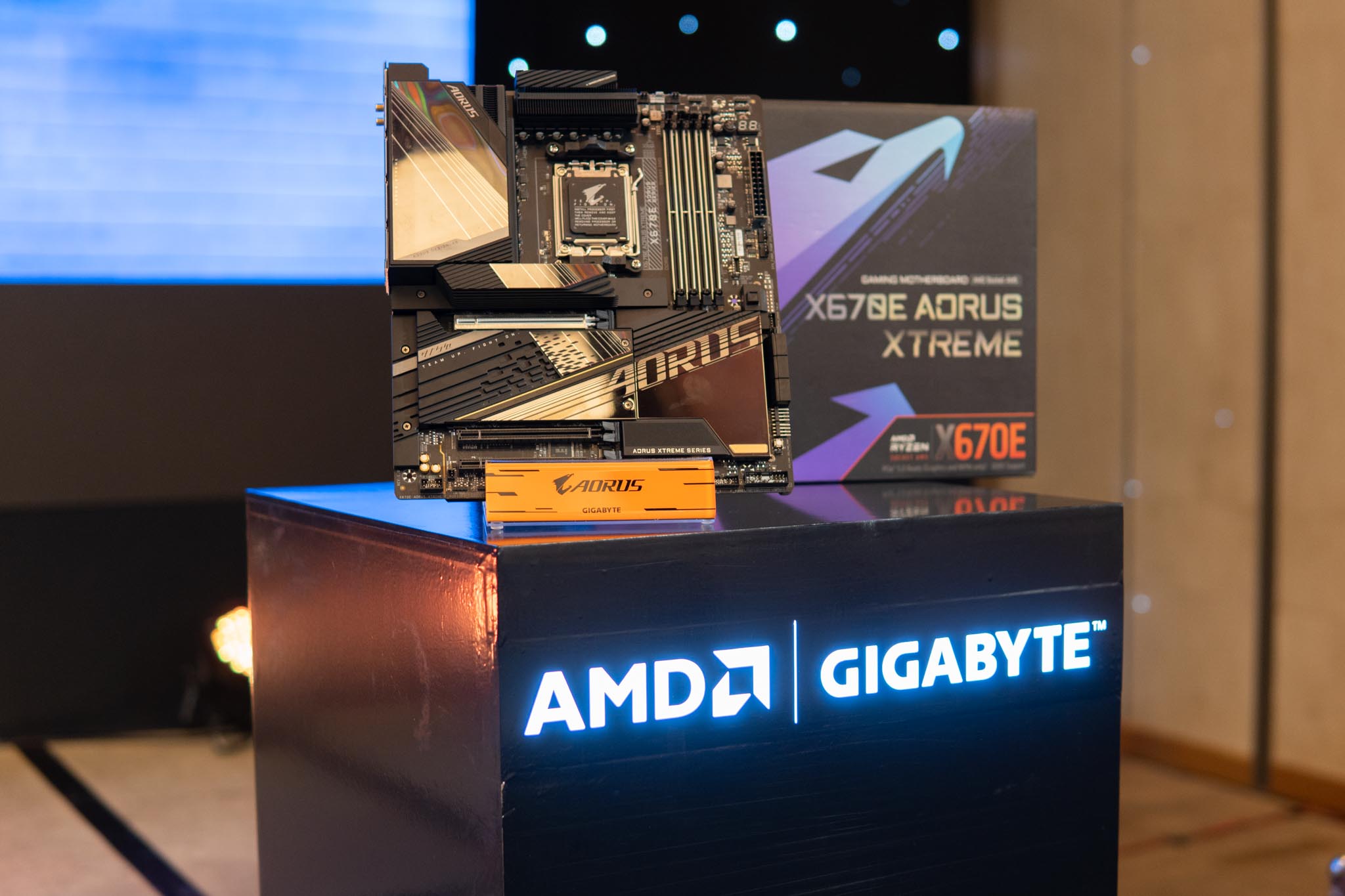 AMD ra mắt bộ xử lý máy tính để bàn dòng Ryzen™ 7000 với kiến trúc Zen 4: Nhân xử lý nhanh nhất dành cho Gaming