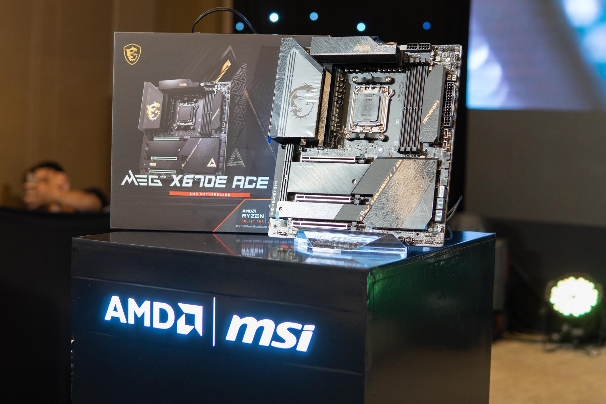 AMD ra mắt bộ xử lý máy tính để bàn dòng Ryzen™ 7000 với kiến trúc Zen 4: Nhân xử lý nhanh nhất dành cho Gaming