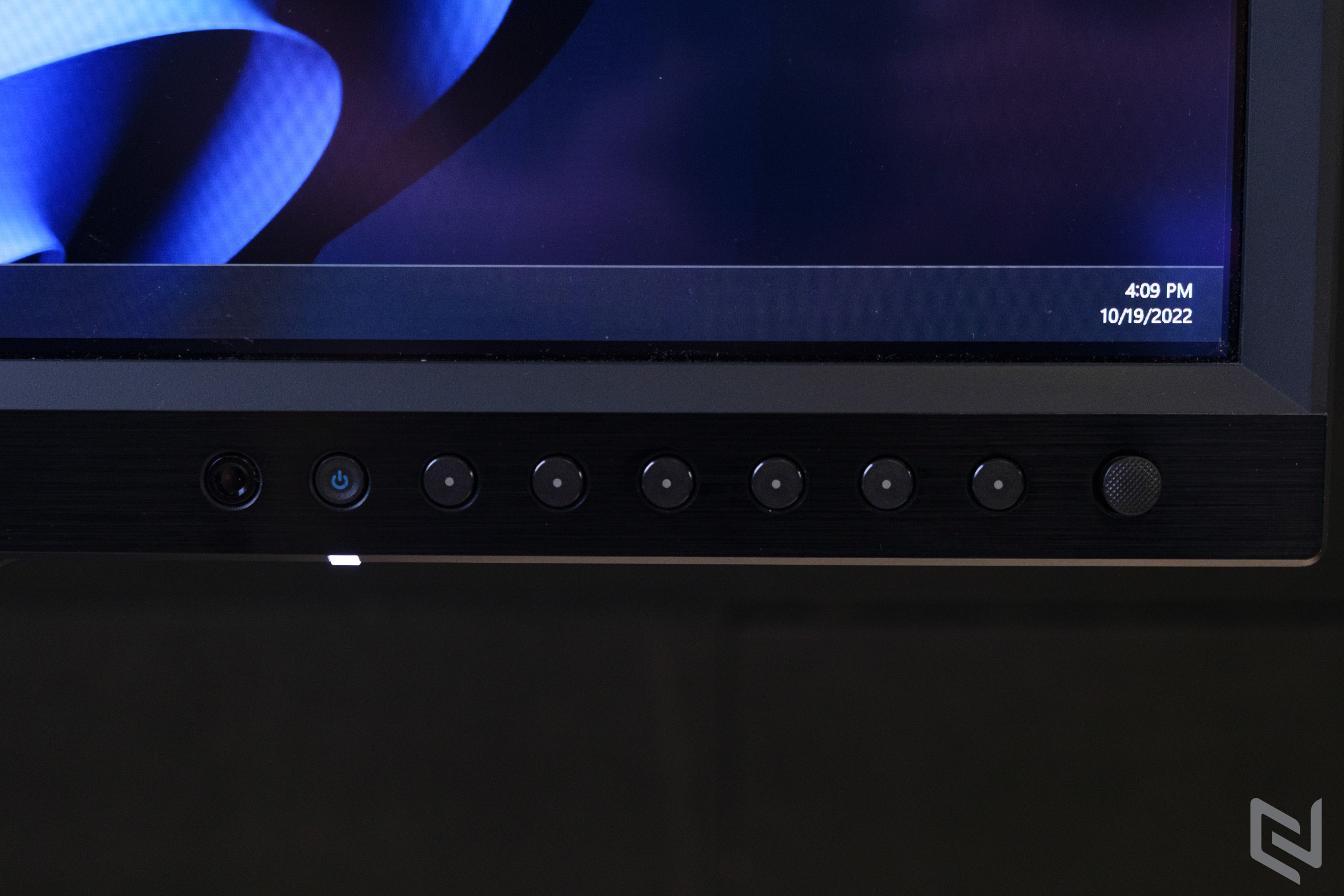 Trên tay màn hình đồ hoạ ASUS ProArt PA32DC: Màn hình 32-inch 4K OLED với khả năng tự cân màu nhờ cảm biến tích hợp