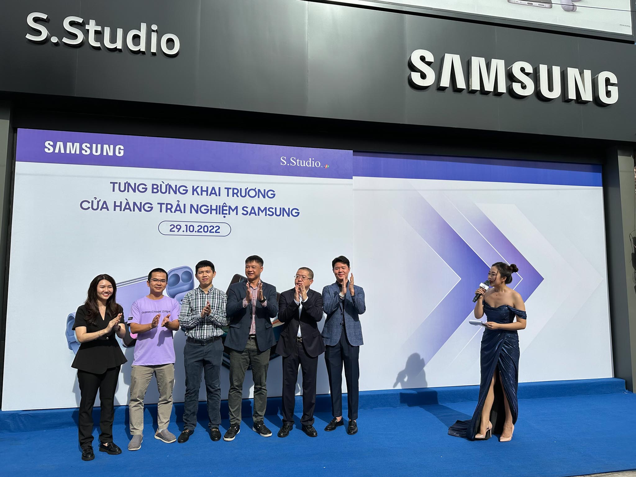 Samsung hợp tác cùng FPT Retail trình làng chuỗi 5 cửa hàng trải nghiệm Samsung S.Studio by FPT