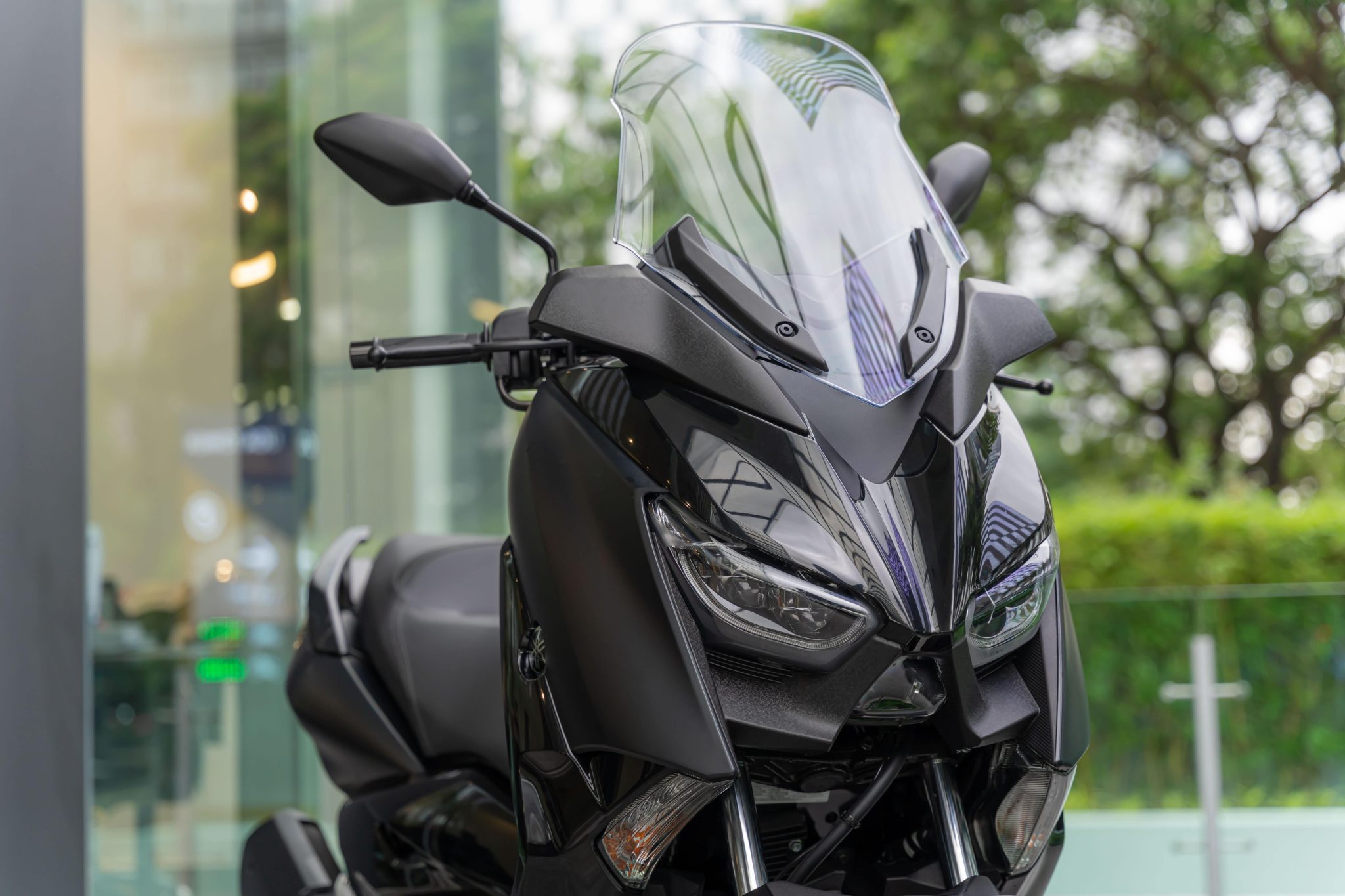 Yamaha XMAX 300 và TMAX chính thức ra mắt, nâng tầm trải nghiệm bứt tốc