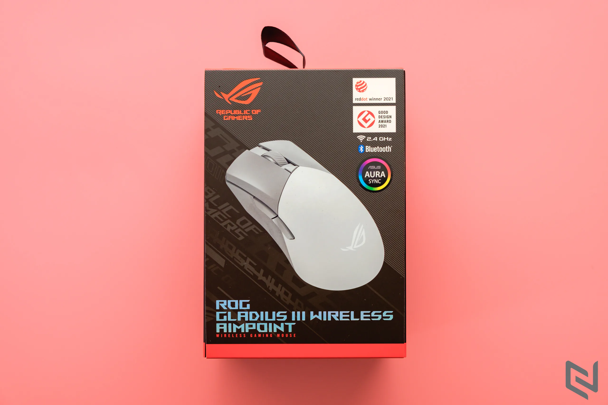 Trên tay chuột chơi game không dây ROG Gladius III Wireless AimPoint: Thay switch nhanh chóng, kết nối không độ trễ và cảm biến siêu nhạy