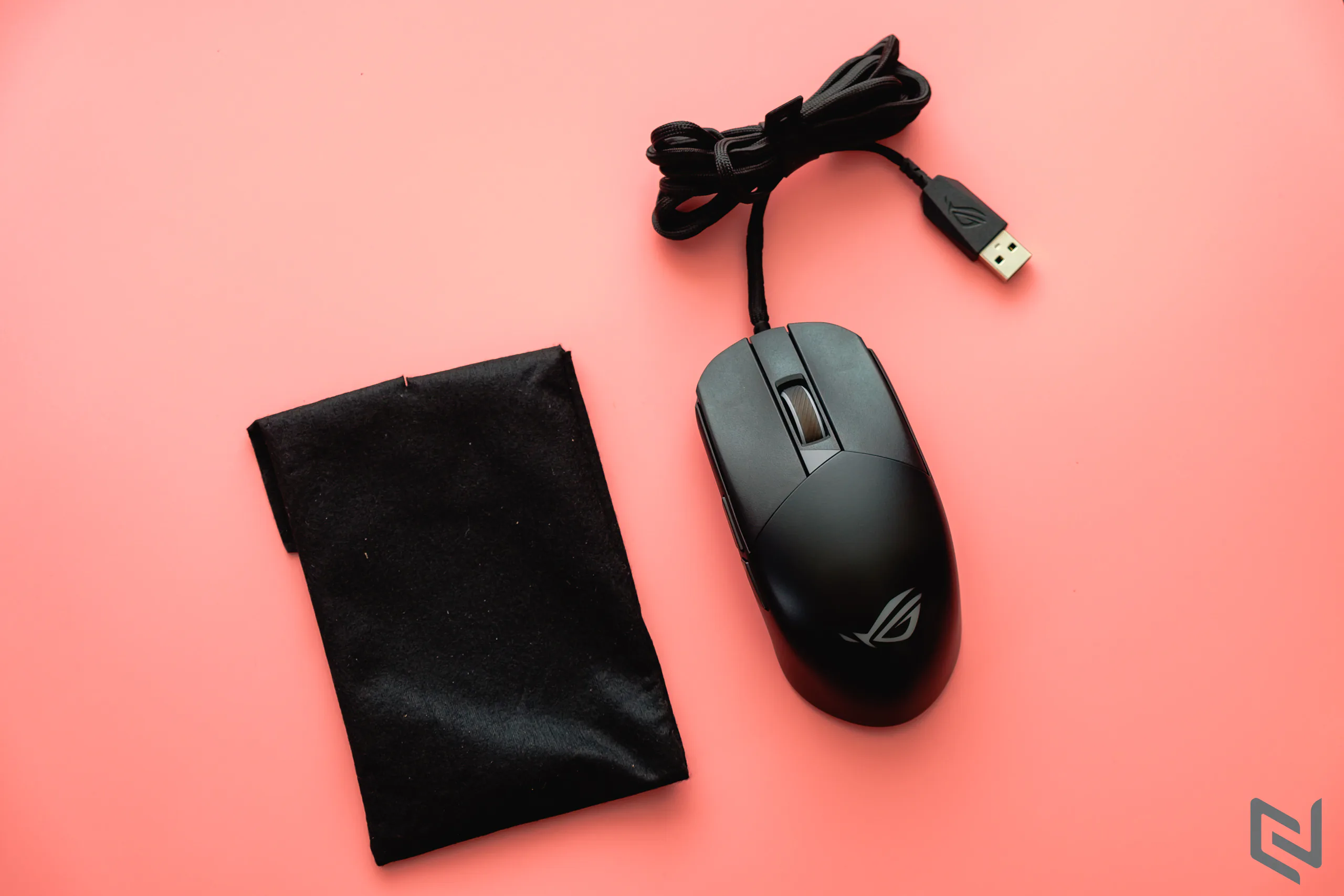 Trên tay chuột chơi game ASUS ROG Strix Impact III: Siêu nhẹ và độ trễ thấp, thiết kế phù hợp cho cả hai tay