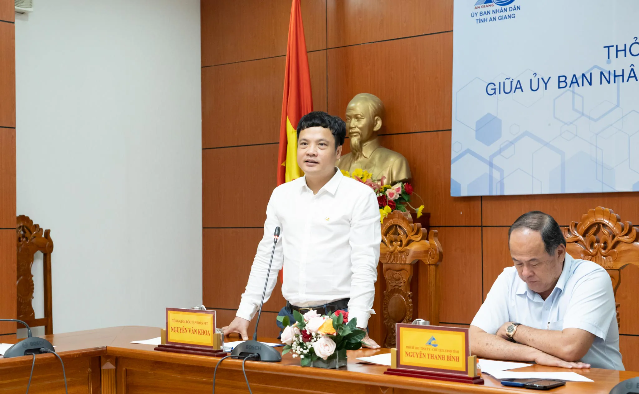UBND tỉnh An Giang và FPT ký kết thỏa thuận hợp tác chuyển đổi số đến năm 2025