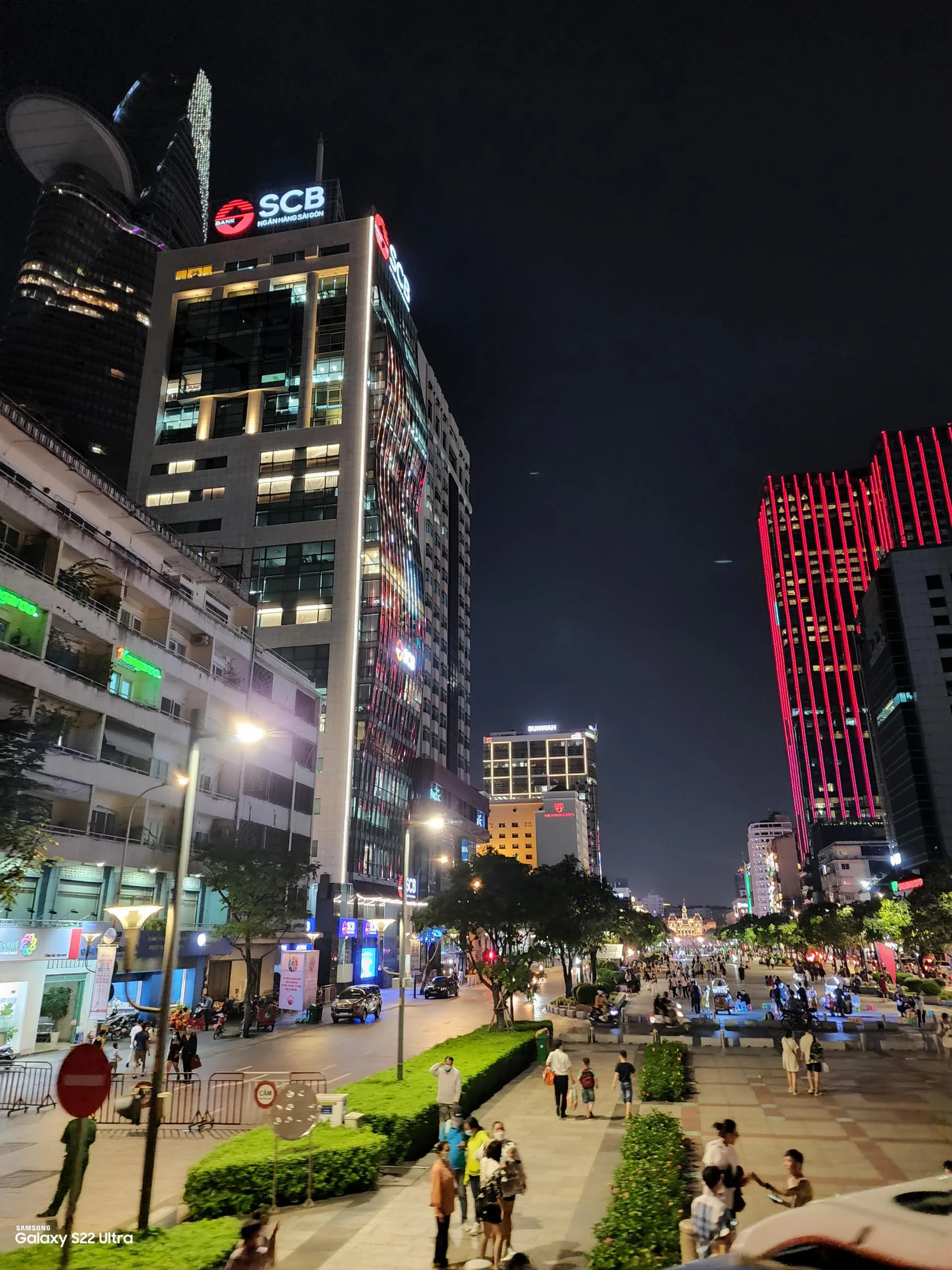 Bộ ảnh chụp thiếu sáng bằng camera Galaxy S22 Ultra trong hoạt động “Trải Nghiệm Chụp Hình Sống Đậm Chất Đêm”