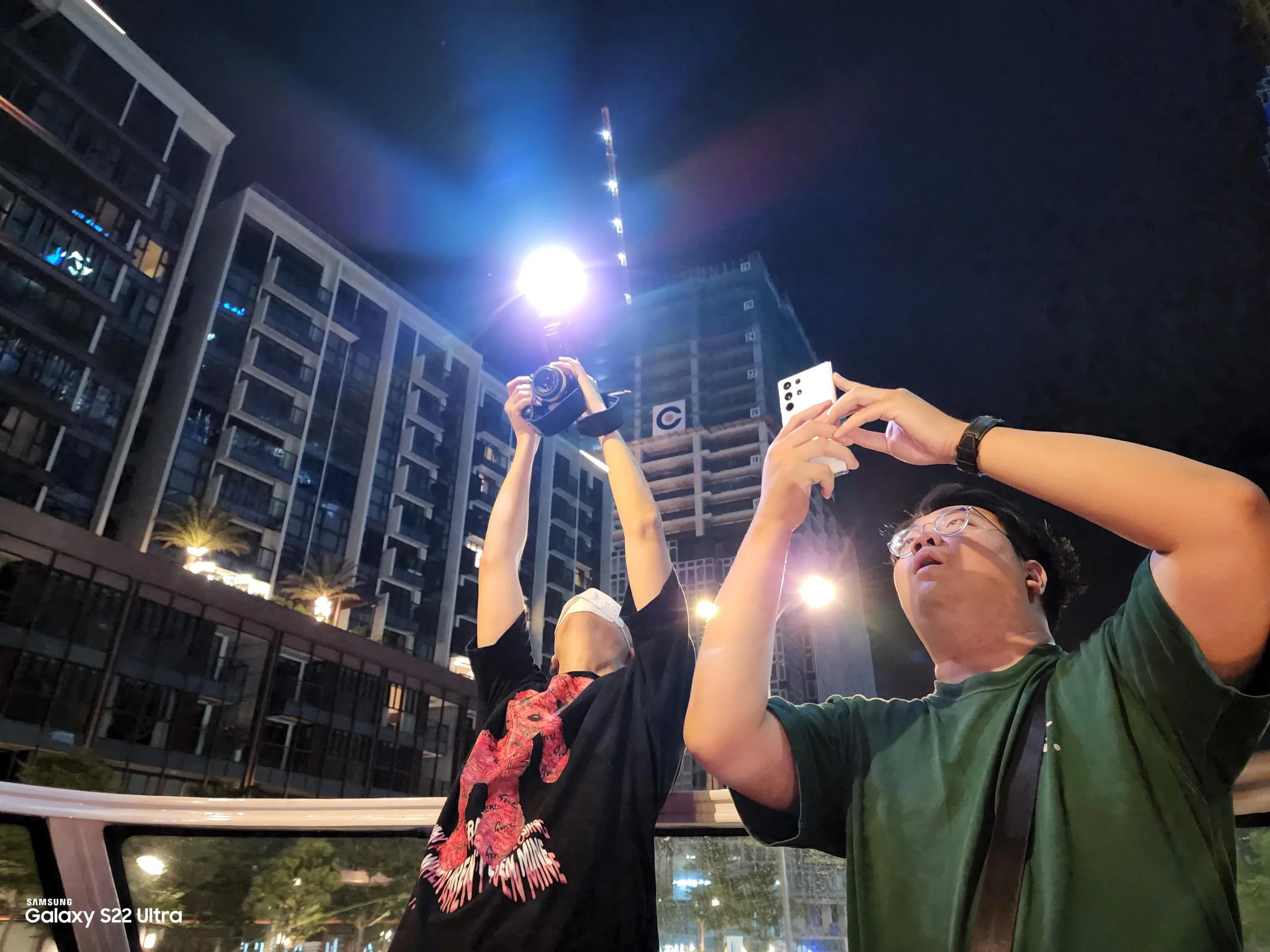 Bộ ảnh chụp thiếu sáng bằng camera Galaxy S22 Ultra trong hoạt động “Trải Nghiệm Chụp Hình Sống Đậm Chất Đêm”