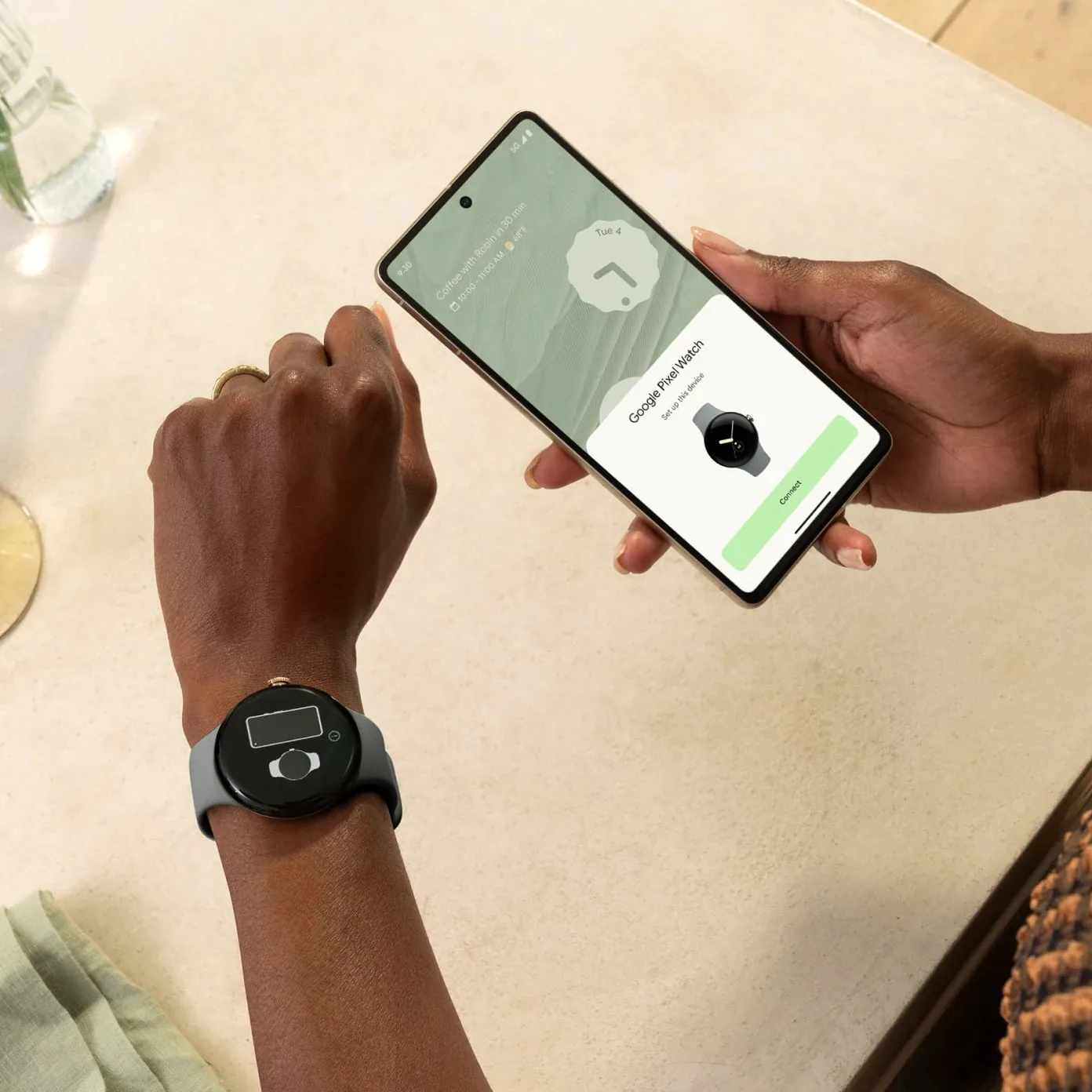 Google ra mắt smartwatch Pixel Watch với thiết kế đơn giản và nhiều tính năng sức khỏe
