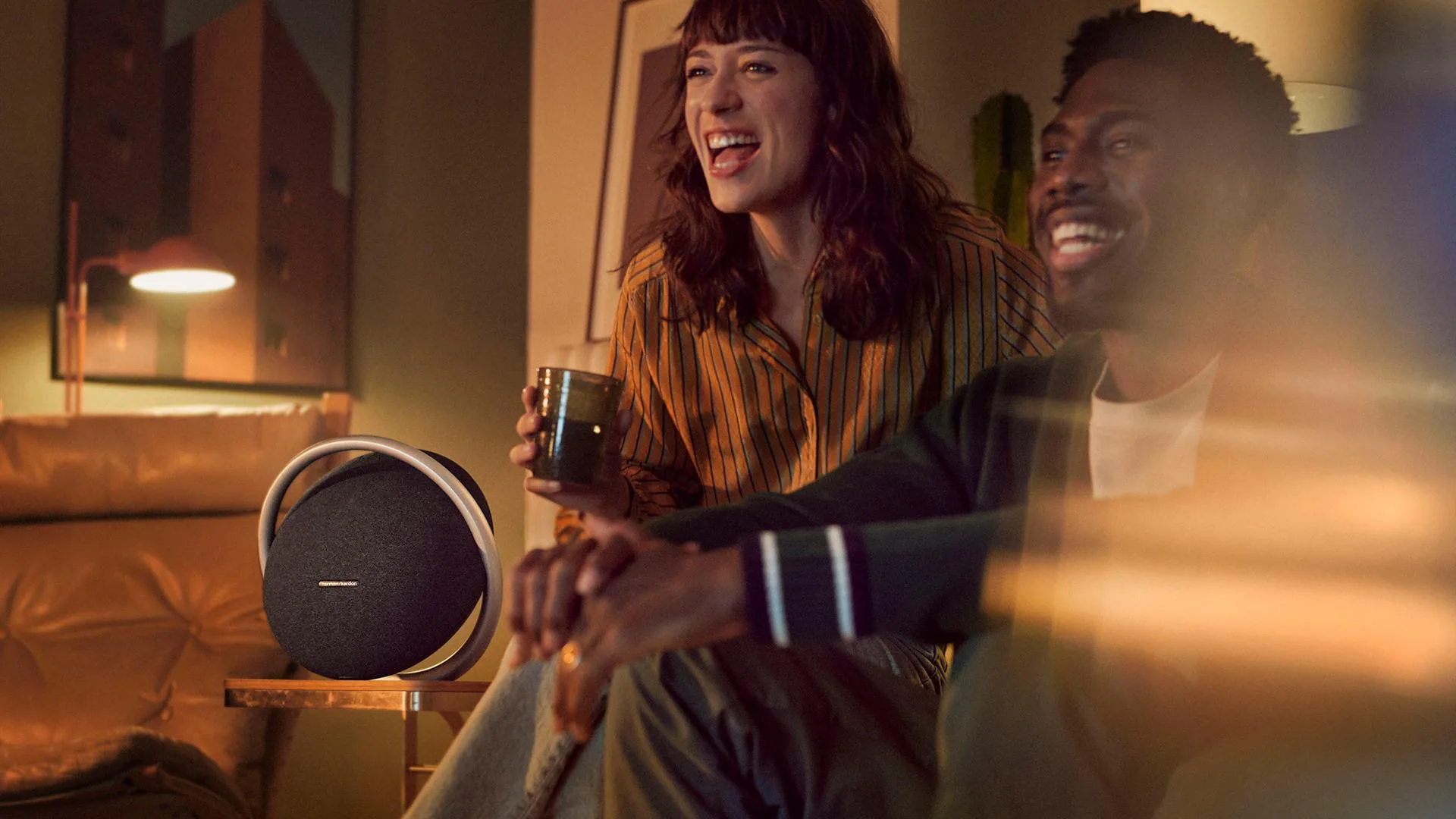 Harman Kardon Onyx Studio 8 chính thức ra mắt tại Việt Nam