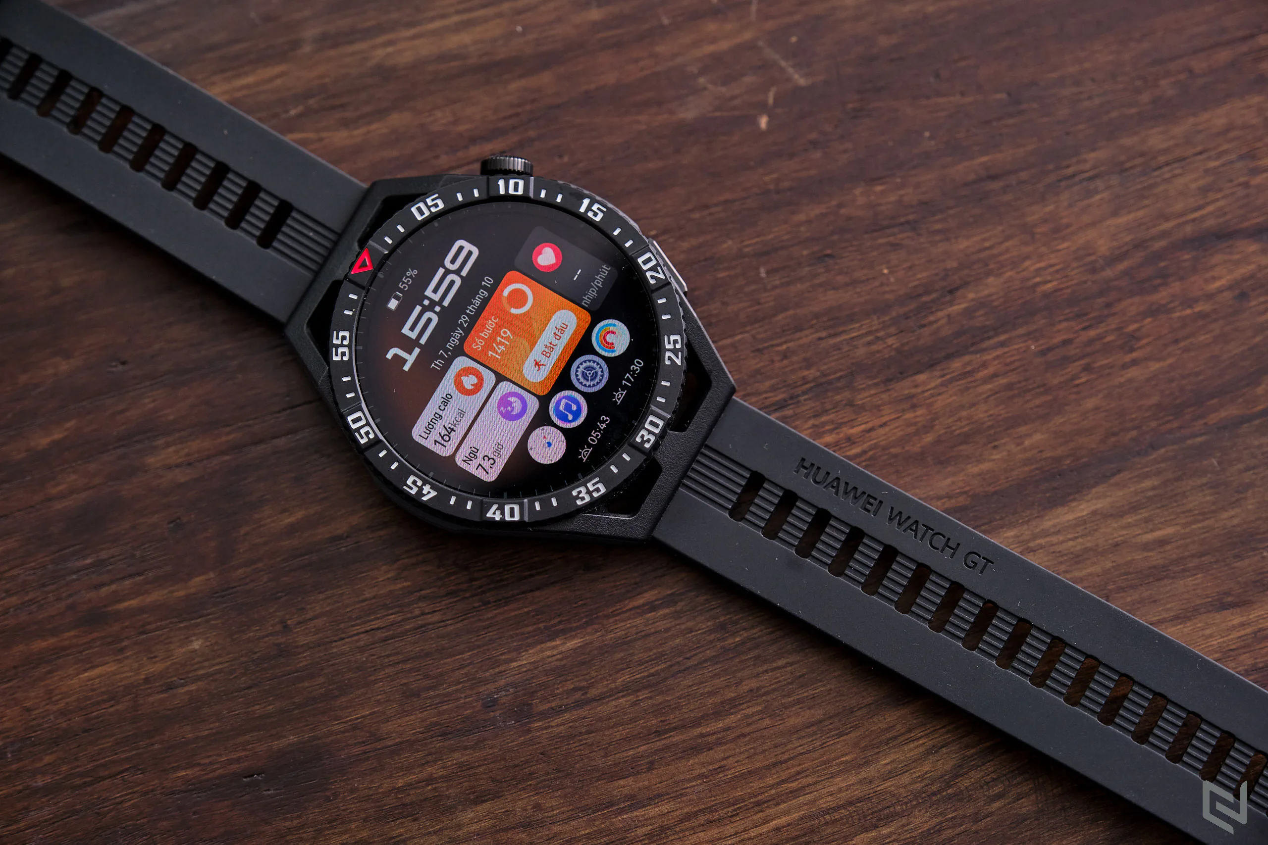 Đánh giá Huawei Watch GT 3 SE - Nhẹ, bền, đẹp, tích hợp nhiều tính năng cao cấp