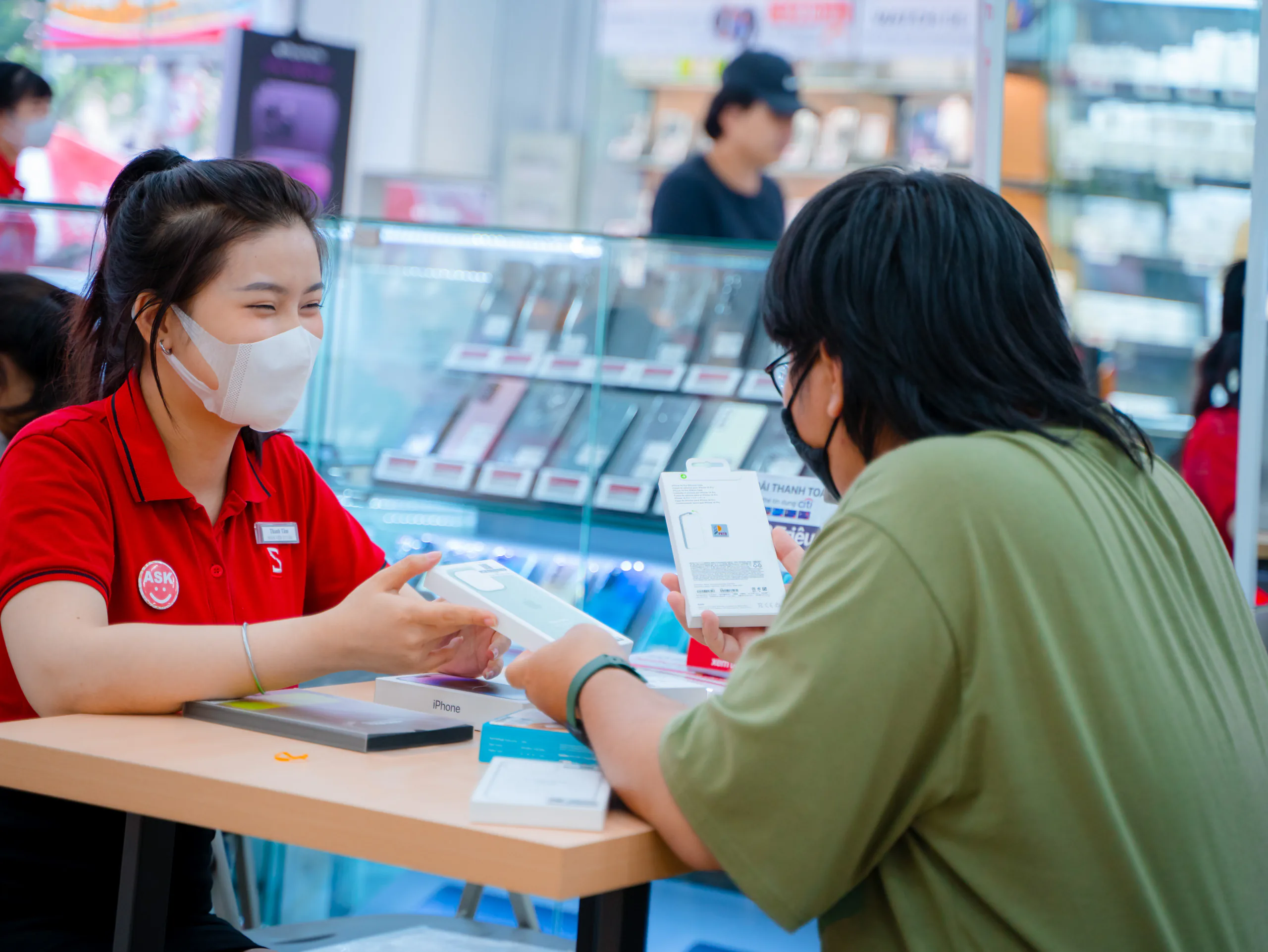 CellphoneS mở bán 15,000 khách hàng đặt trước iPhone 14 series chính hãng