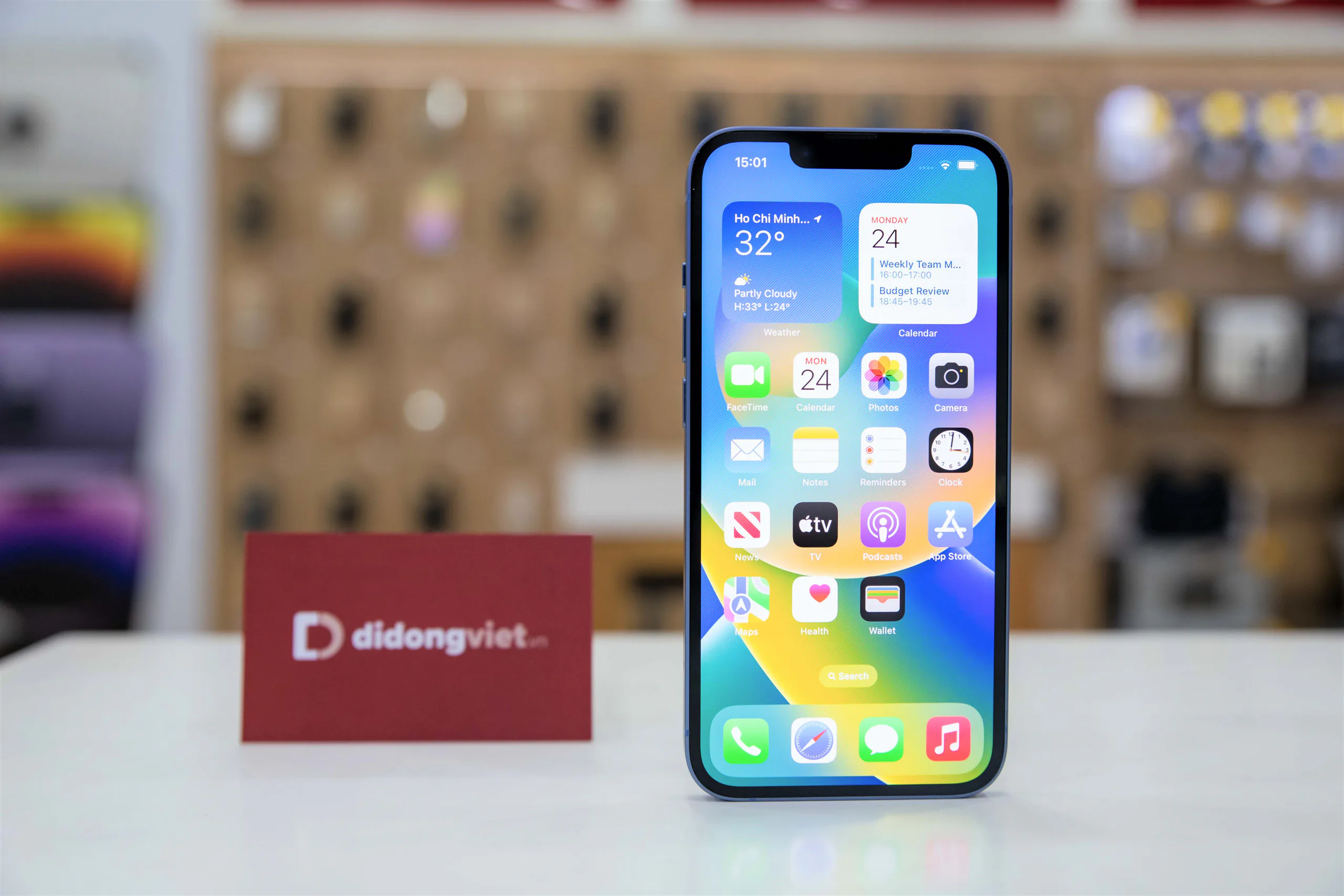 iPhone 14 và iPhone 14 Plus giảm đến 8 triệu đồng sau hơn 1 tuần lên kệ