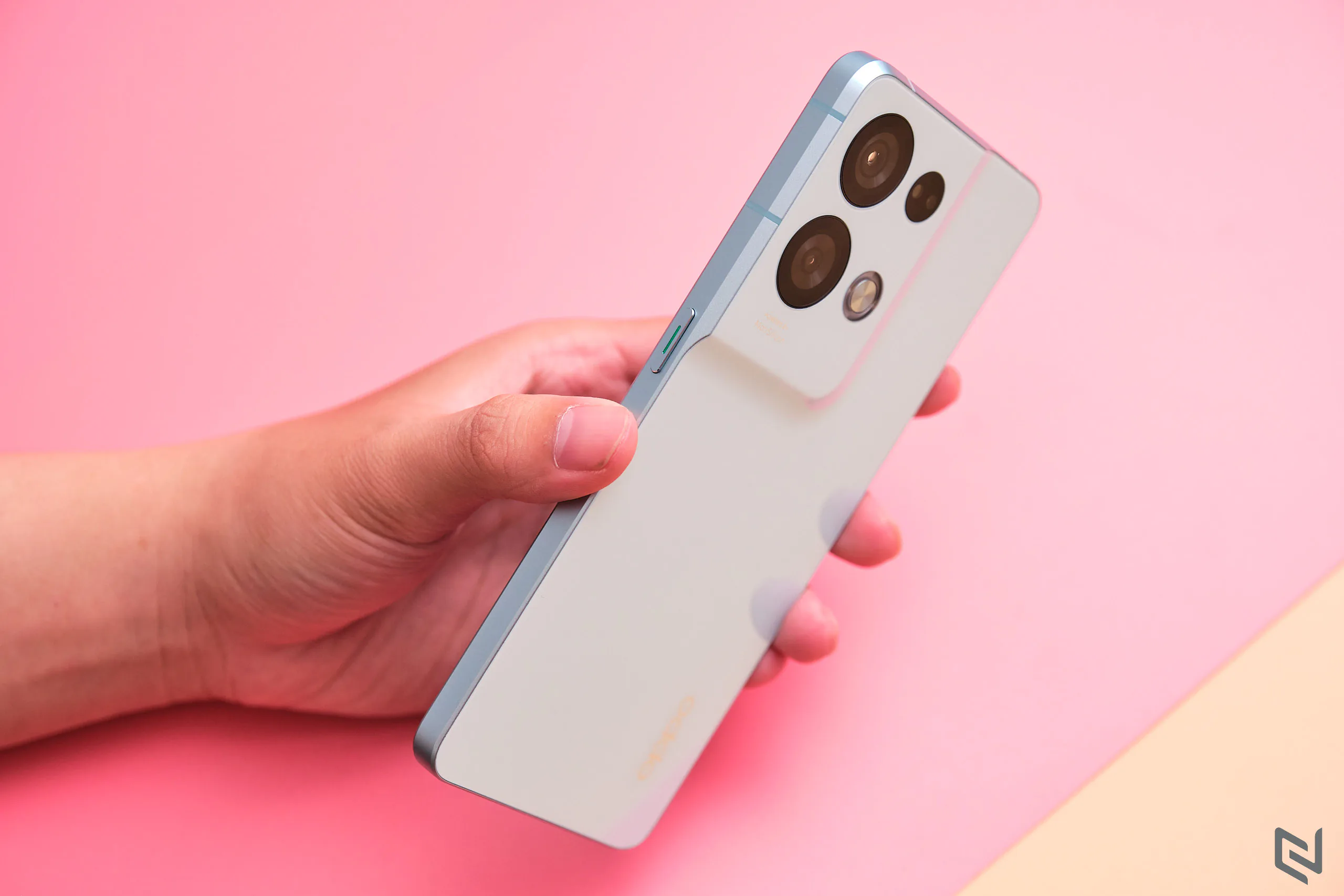 Đánh giá OPPO Reno8 Pro 5G: Camera chuyên nghiệp với siêu chip kép, hiệu năng mạnh mẽ cùng sạc siêu nhanh