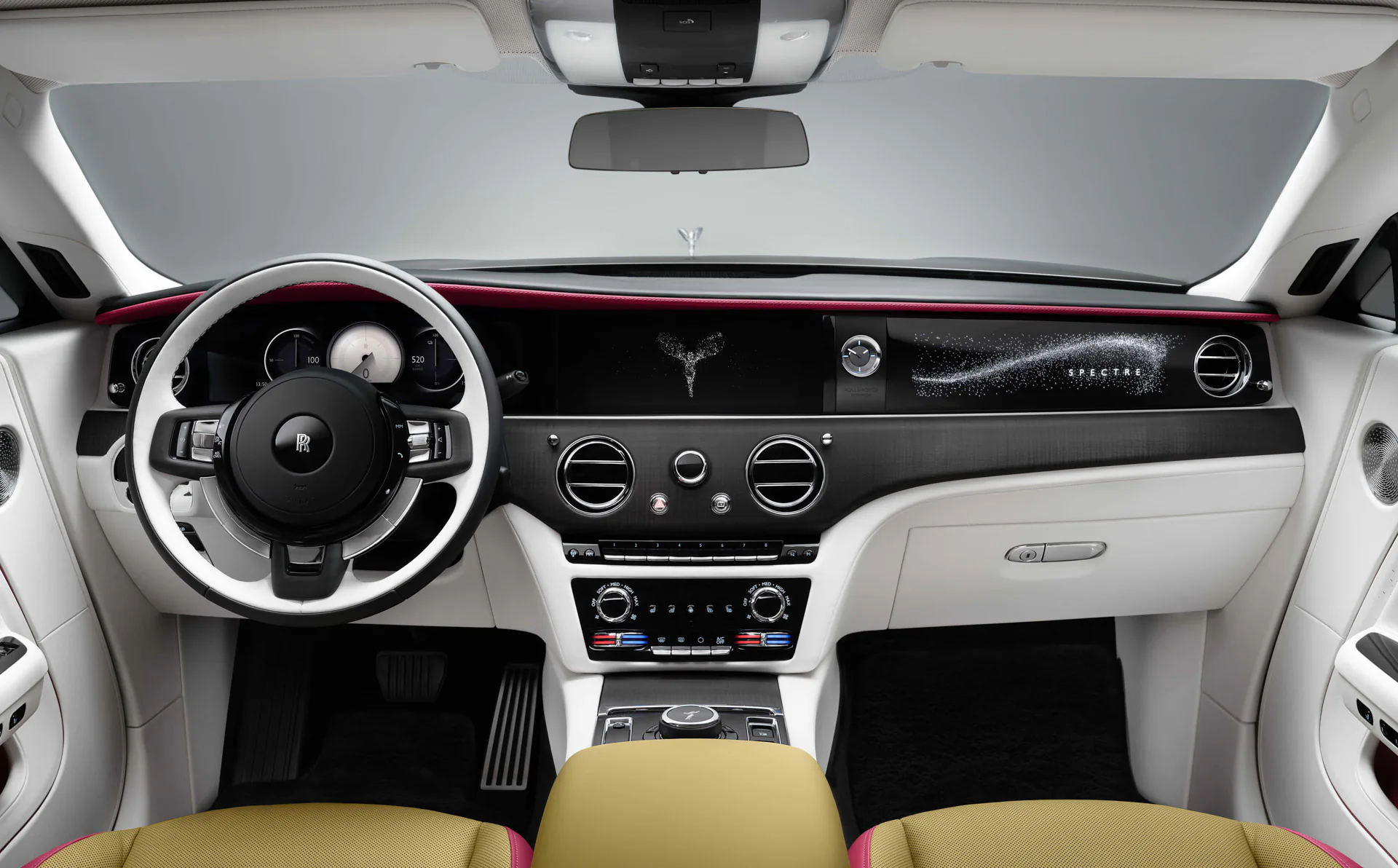 Xe điện cao cấp Rolls Royce Spectre EV 2024 ra mắt với quãng đường di chuyển tối đa 520 km mỗi lần sạc pin