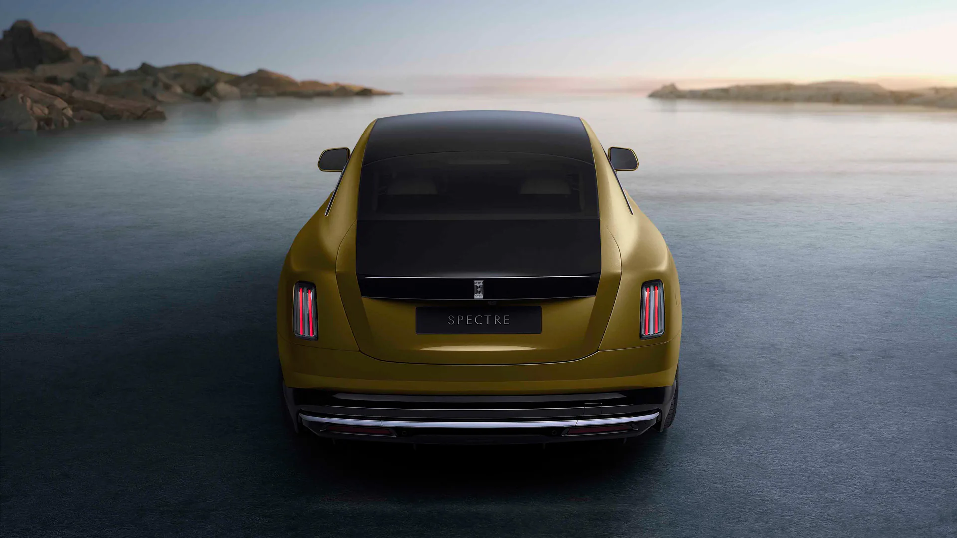 Xe điện cao cấp Rolls Royce Spectre EV 2024 ra mắt với quãng đường di chuyển tối đa 520 km mỗi lần sạc pin