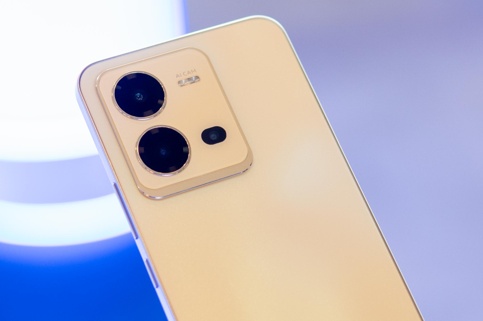 vivo ra mắt V25e và V25 5G: bộ đôi smartphone với camera dẫn đầu xu hướng nhiếp ảnh, thiết kế chuyển sắc độc đáo cùng hiệu suất mạnh mẽ