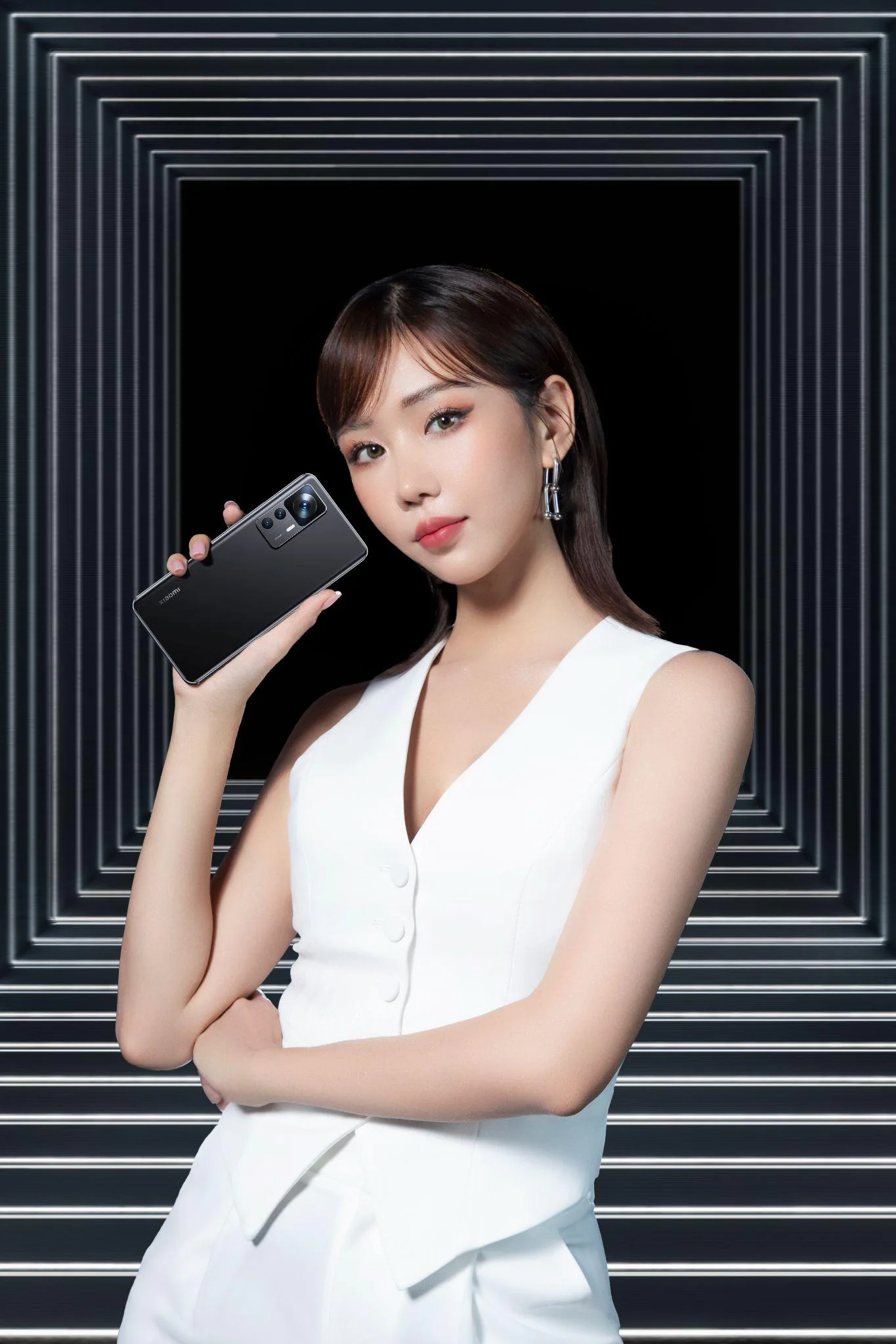 Sở hữu Xiaomi 12T Series với ưu đãi lên đến 4 triệu đồng và dàn line-up tại đại nhạc hội “Vũ Trụ Xiaomi"
