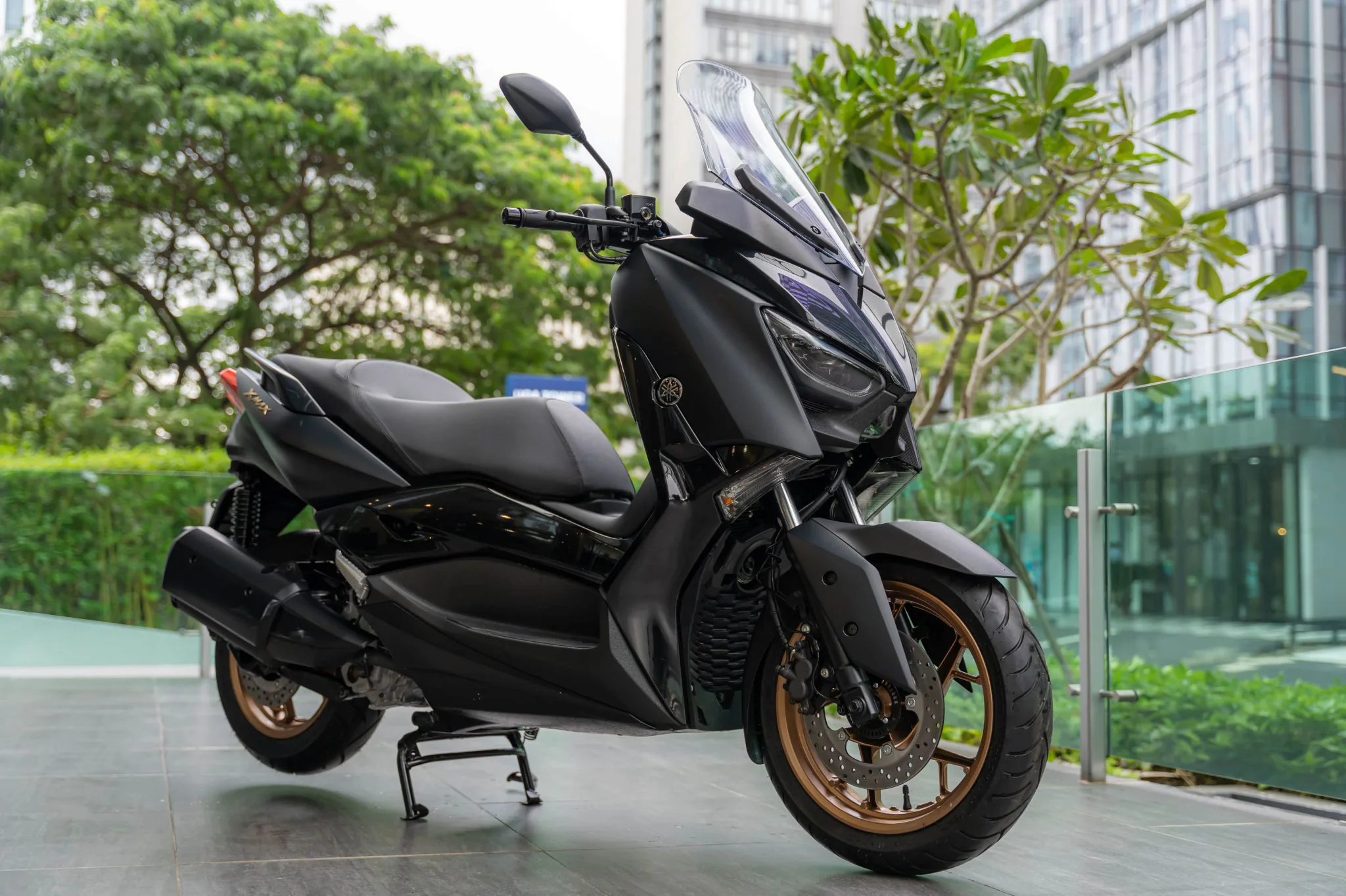 Yamaha XMAX 300 và TMAX chính thức ra mắt, nâng tầm trải nghiệm bứt tốc