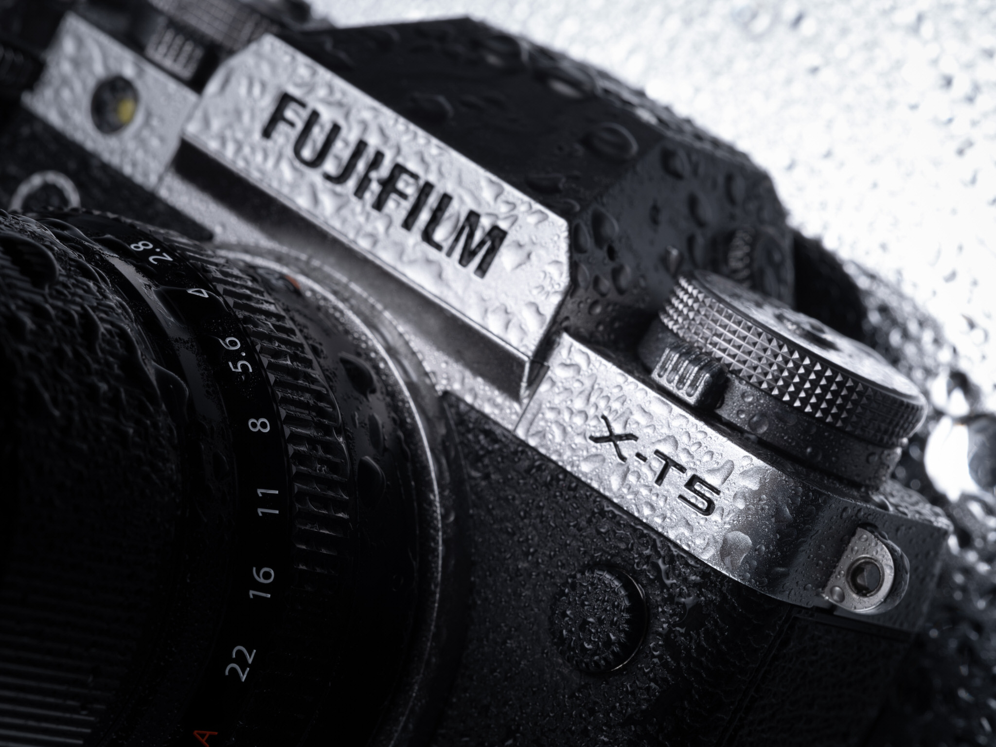 Bảng giá Fujifilm tháng 8/2023: Fujifilm X-H2 và X-H2s giảm tới 3 triệu, Fujifilm X-T5 tặng kèm quà trị giá 3.1 triệu và giảm giá loạt ống kính Fujifilm