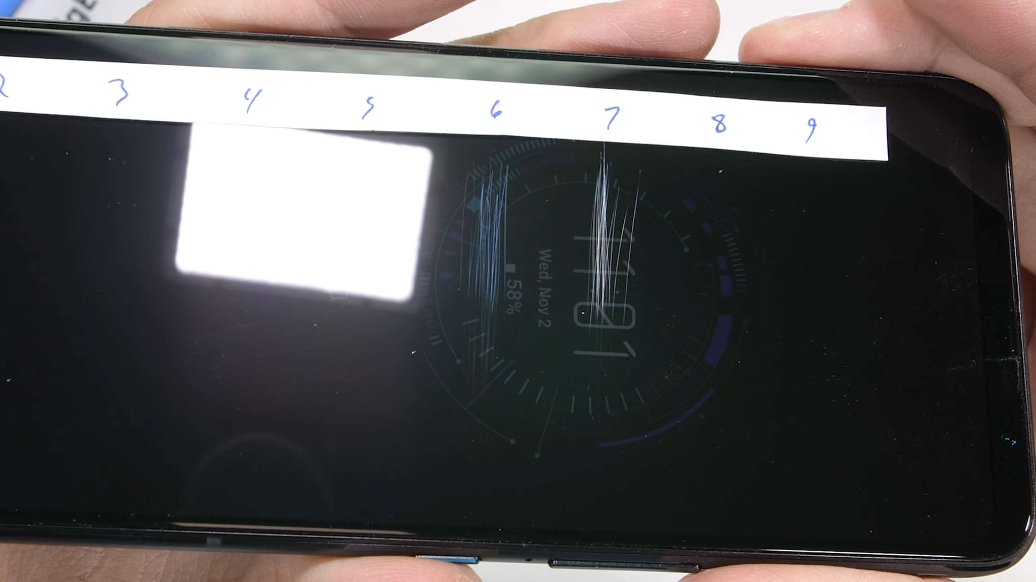 Thử nghiệm độ bền ASUS ROG Phone 6 Pro: Cong vẹo sau màn test độ cứng
