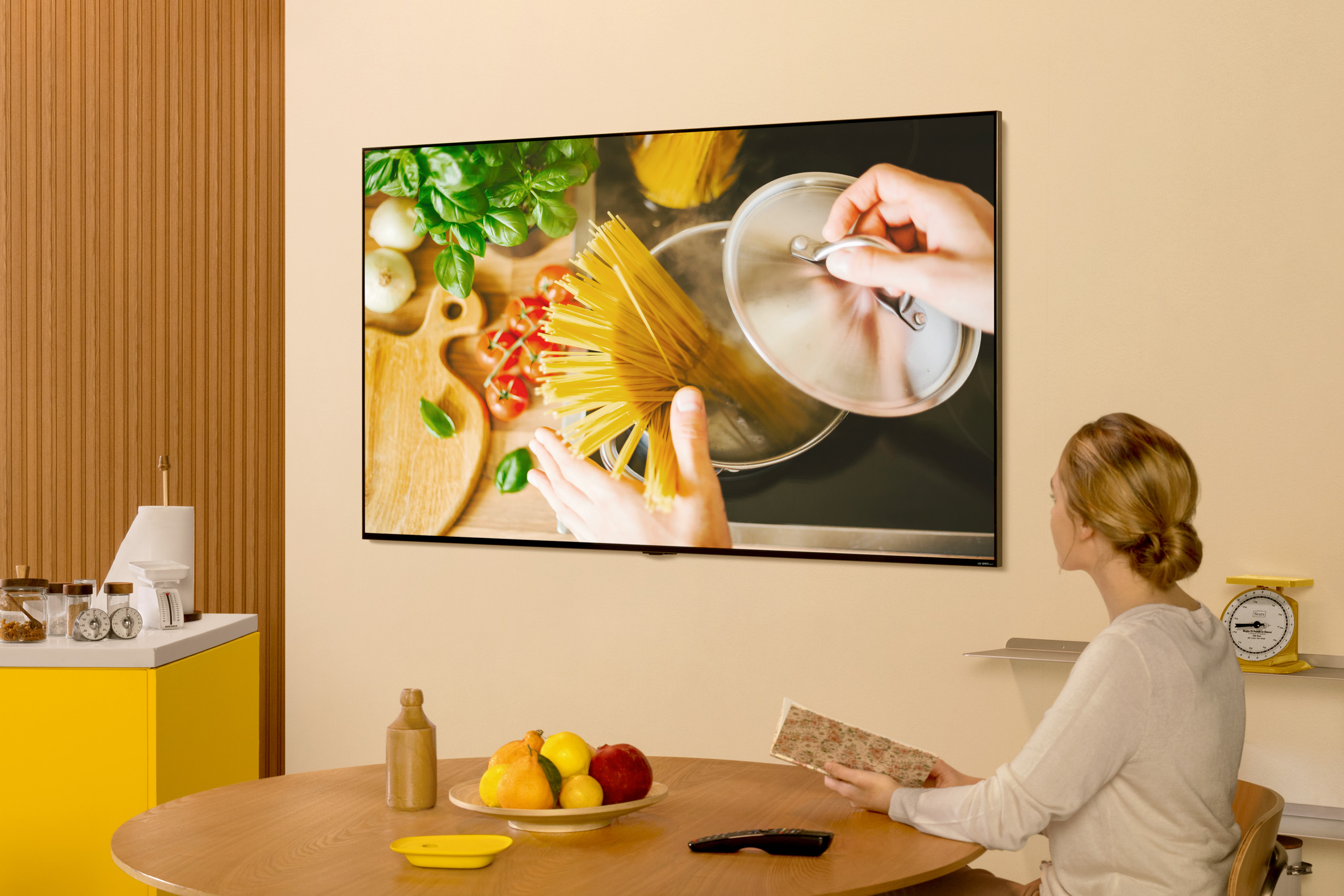 LG ra mắt tuyệt tác TV LCD - LG QNED 2022