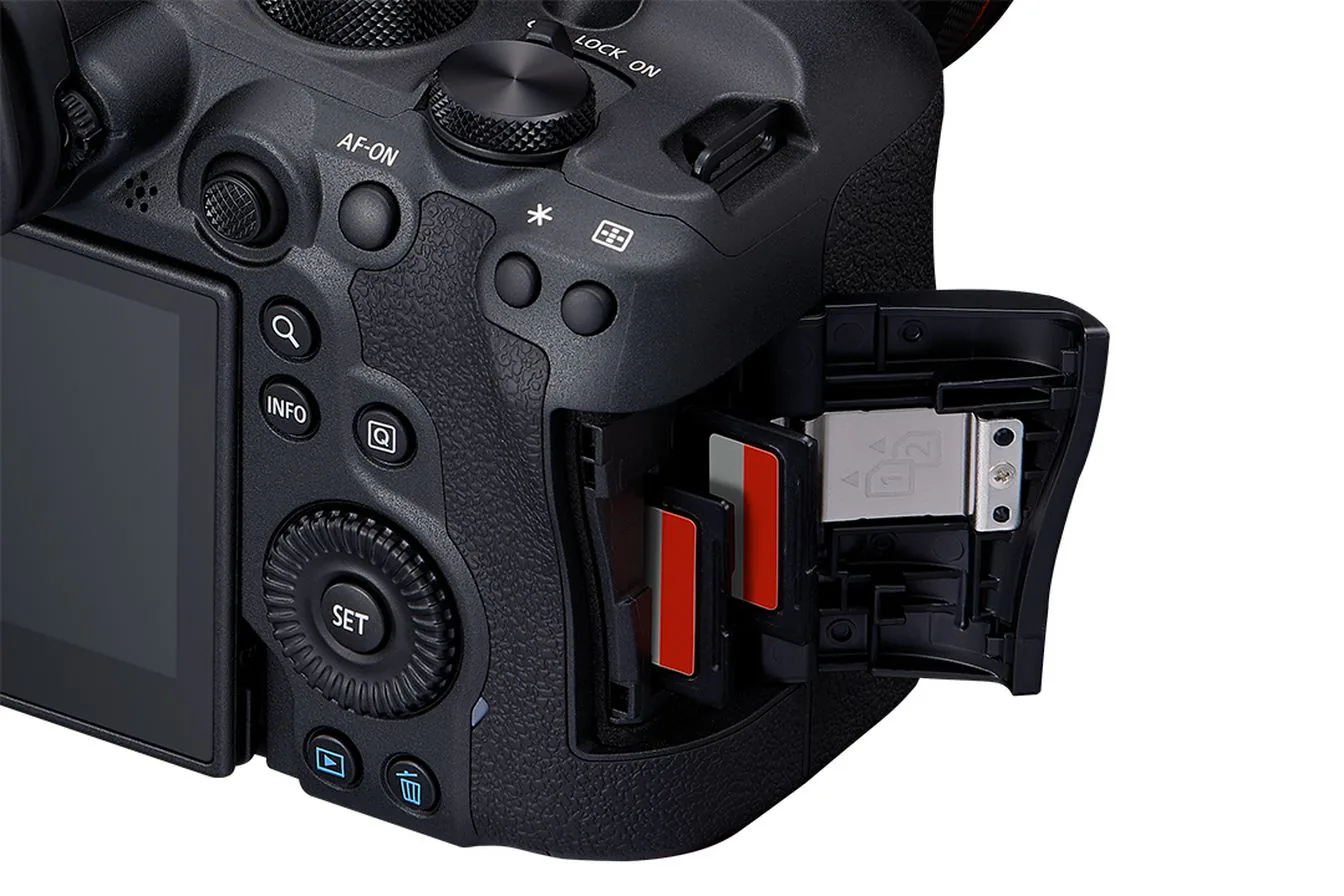 Canon EOS R6 Mark II ra mắt: Nâng cấp khả năng chụp ảnh 40 fps và quay video 6K RAW
