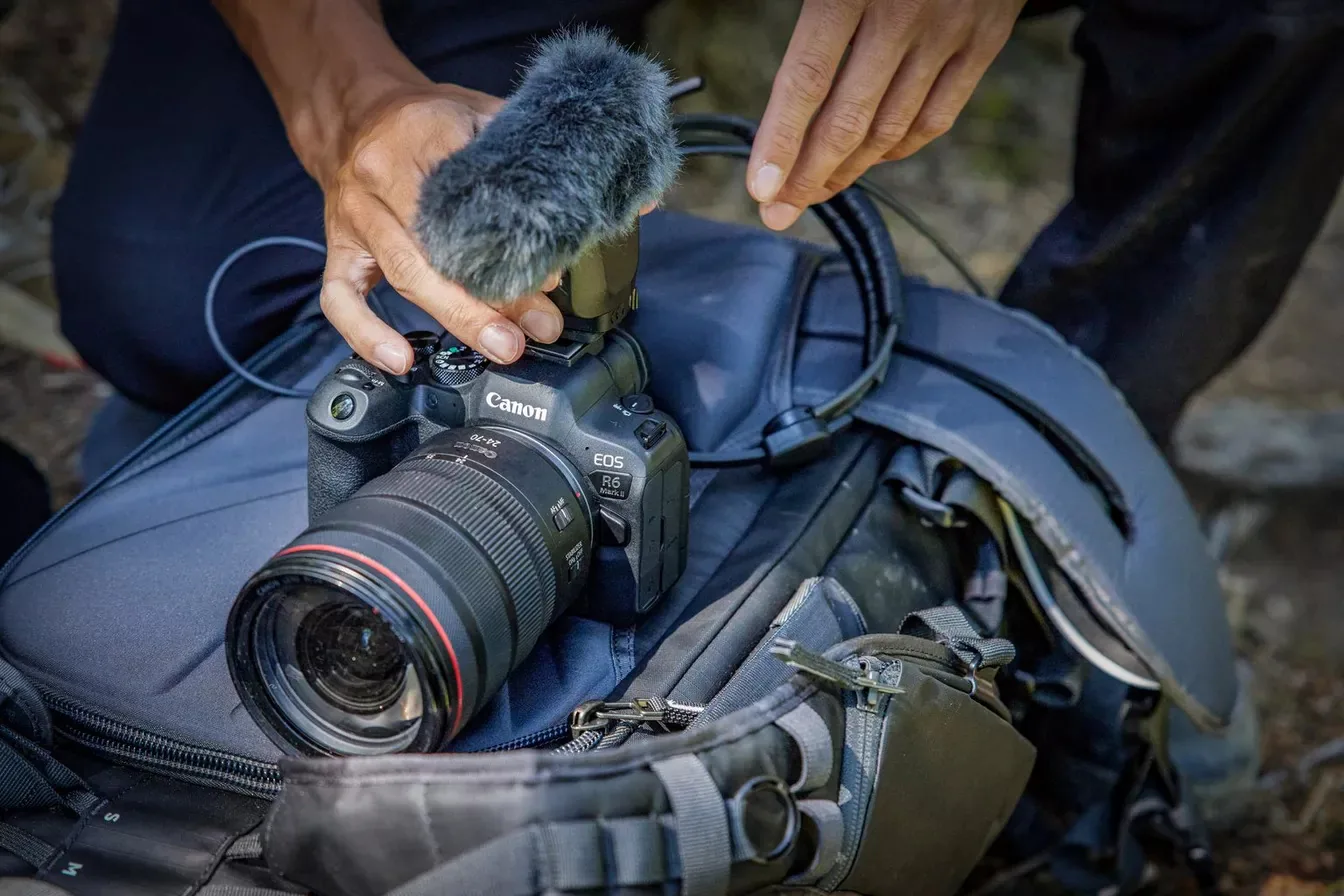 Canon EOS R6 Mark II ra mắt: Nâng cấp khả năng chụp ảnh 40 fps và quay video 6K RAW