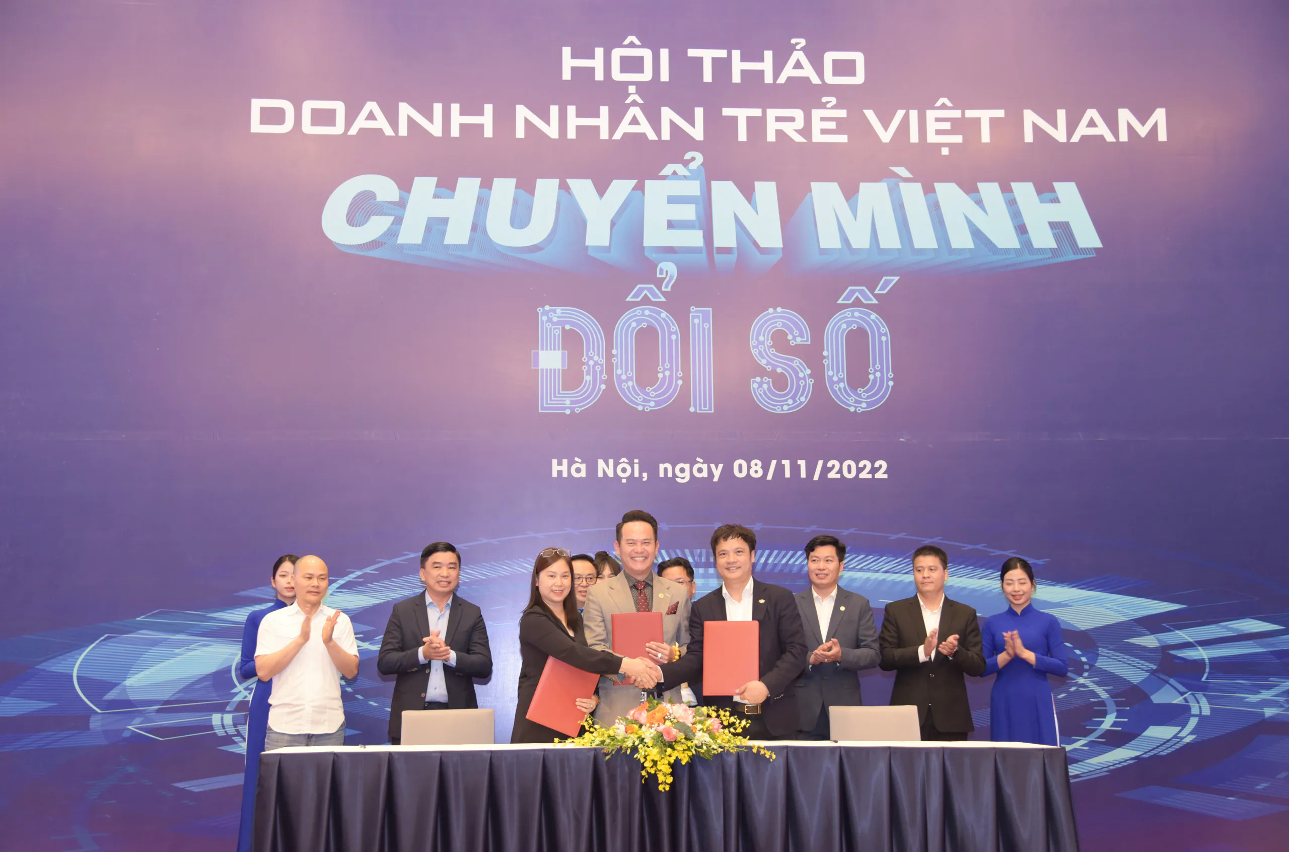 FPT tư vấn chuyển đổi số cho cộng đồng doanh nhân trẻ