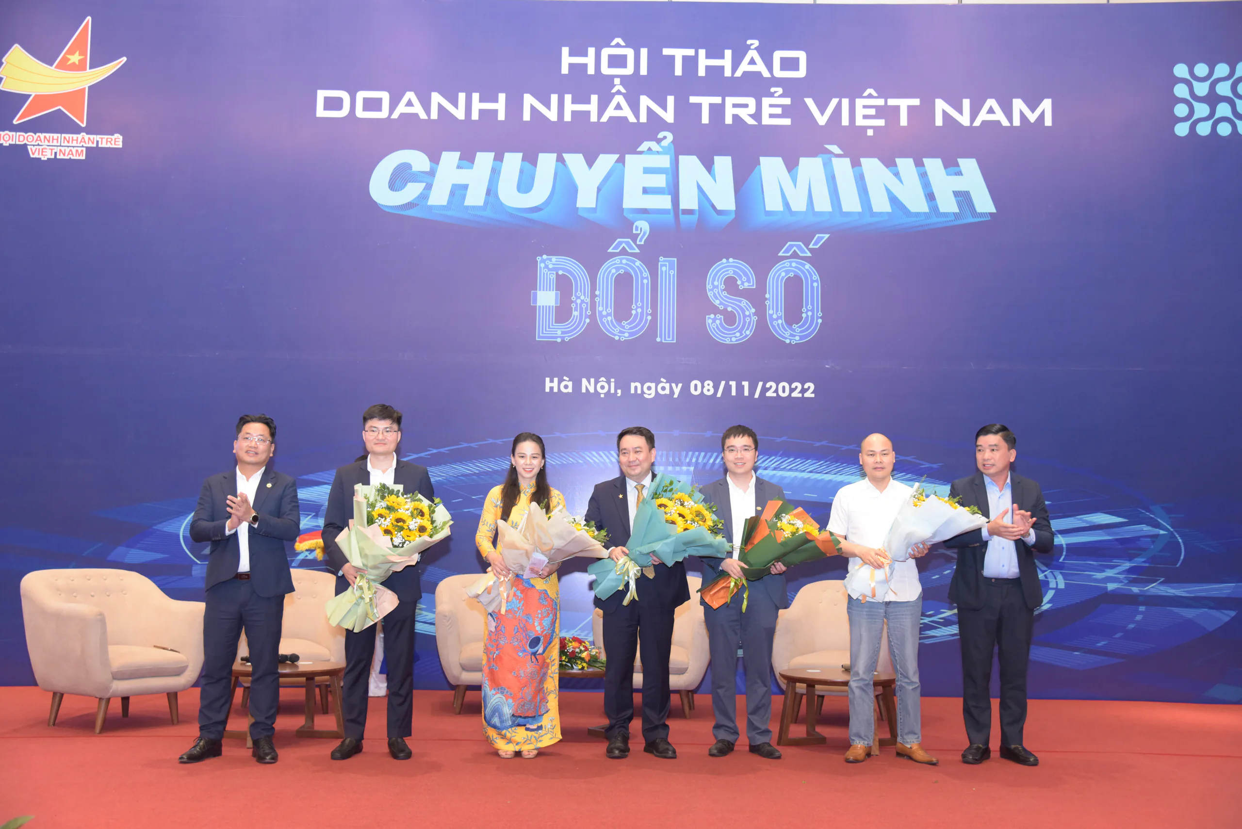 FPT tư vấn chuyển đổi số cho cộng đồng doanh nhân trẻ